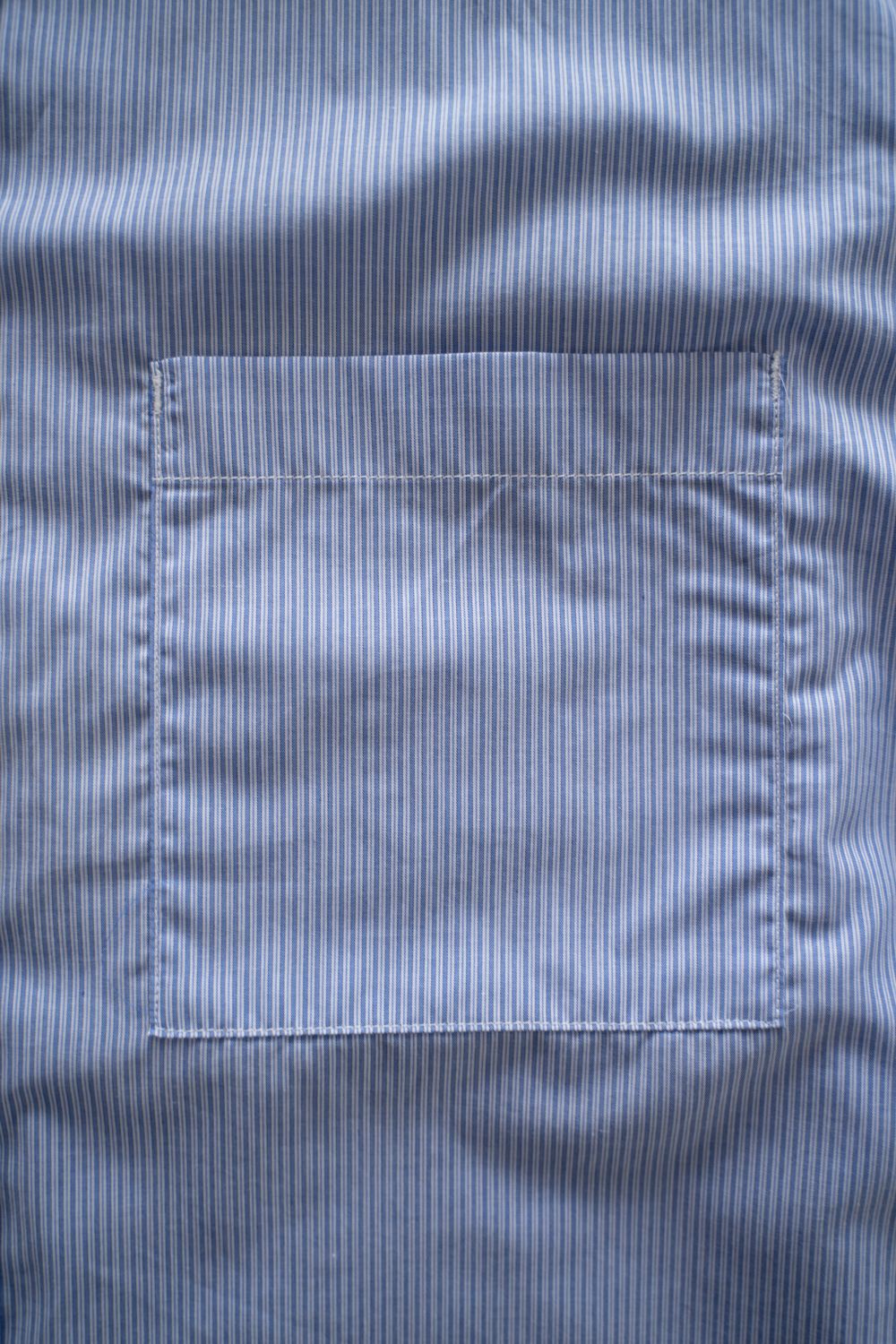 【26SS】両胸ポケットバンドカラーストライプシャツ(SAX BLUE)