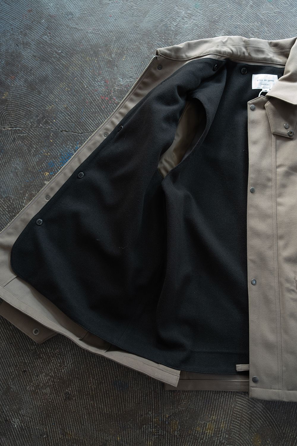 【25AW】コットン×ポリエステルショートブルゾン(GREIGE)