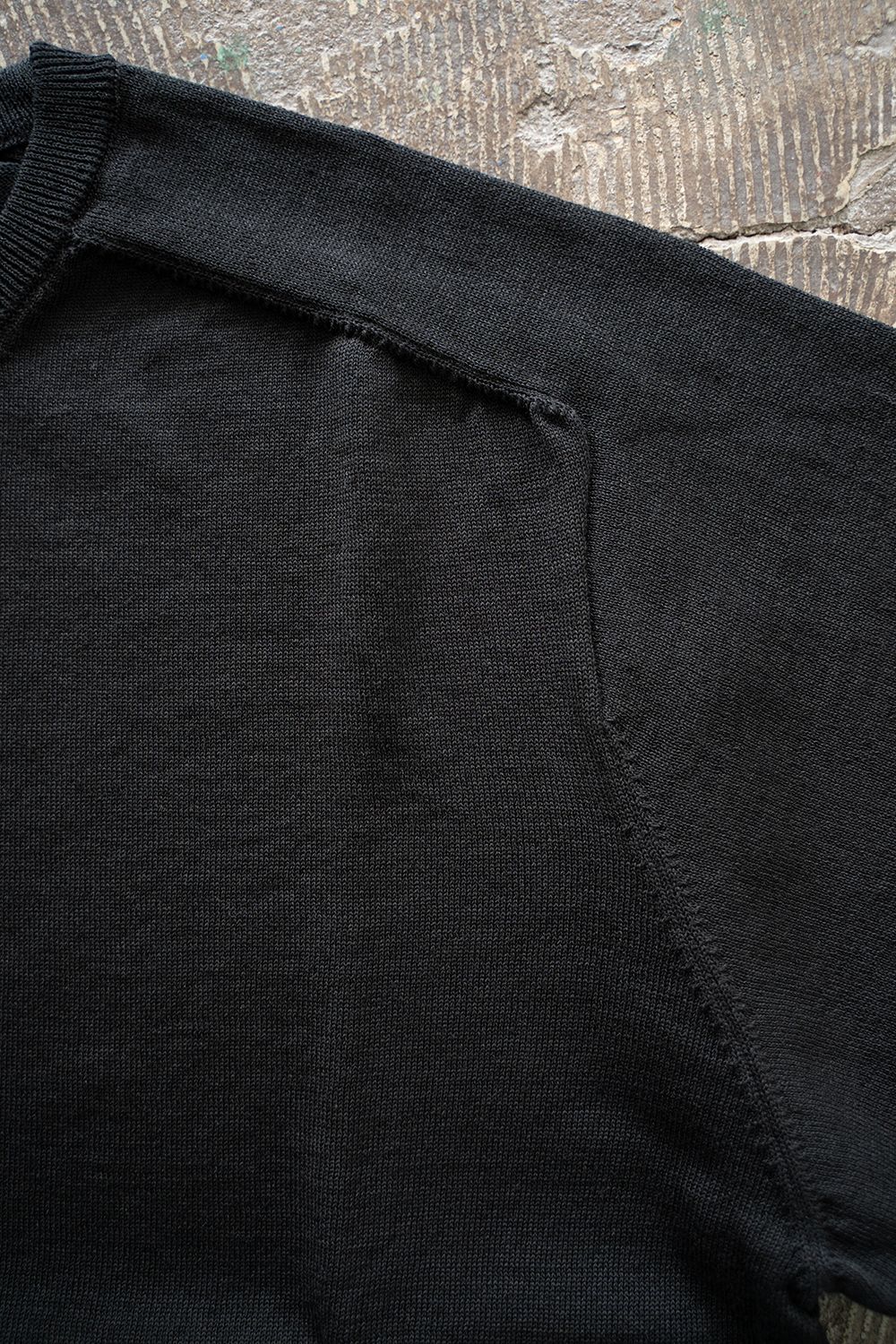【ラスト1点】【25SS】綿×ポリエステル×リネン12GサドルスリーブニットTee(BLACK)