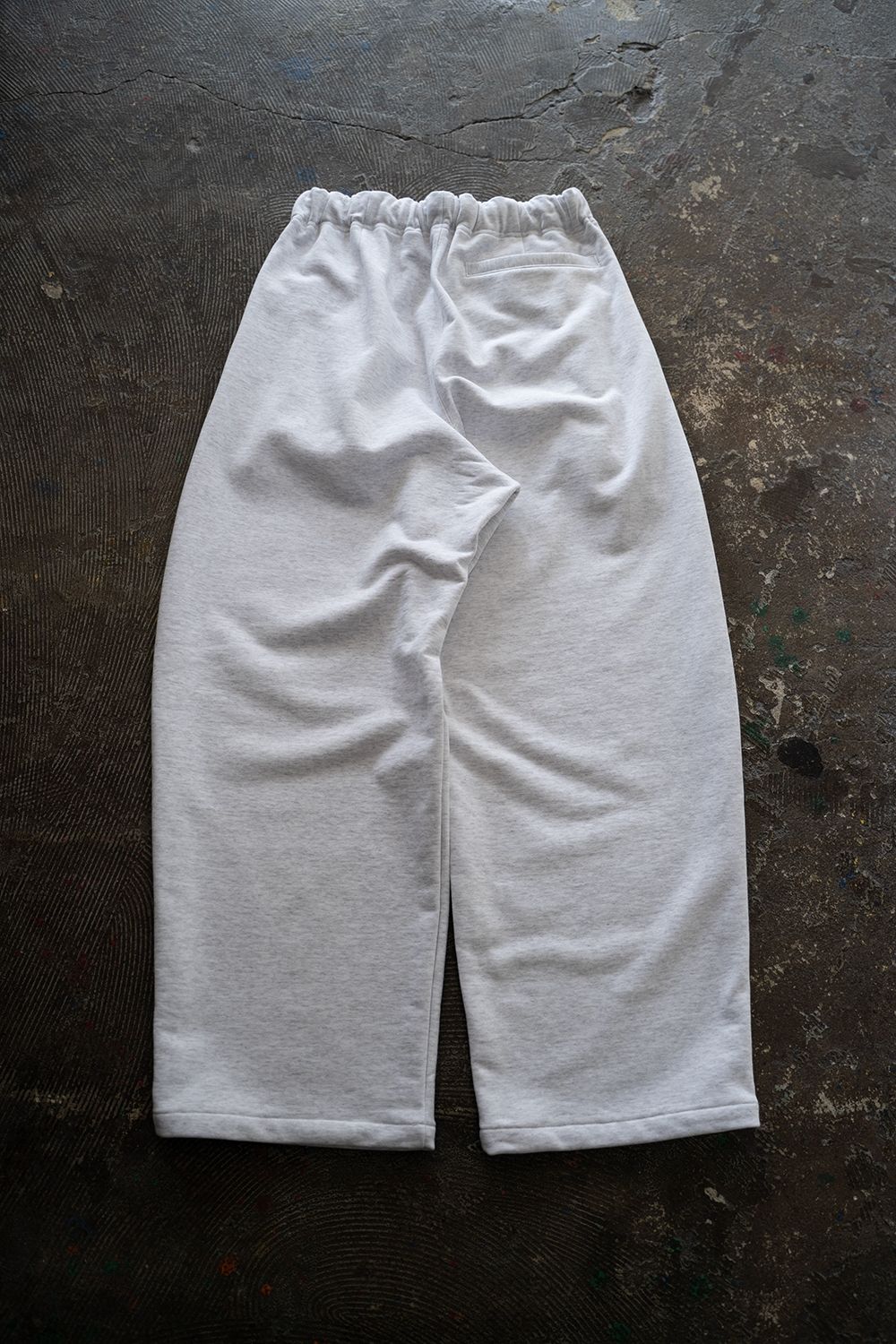 【25AW】裏毛ワンタックスラックス(LIGHT GRAY)