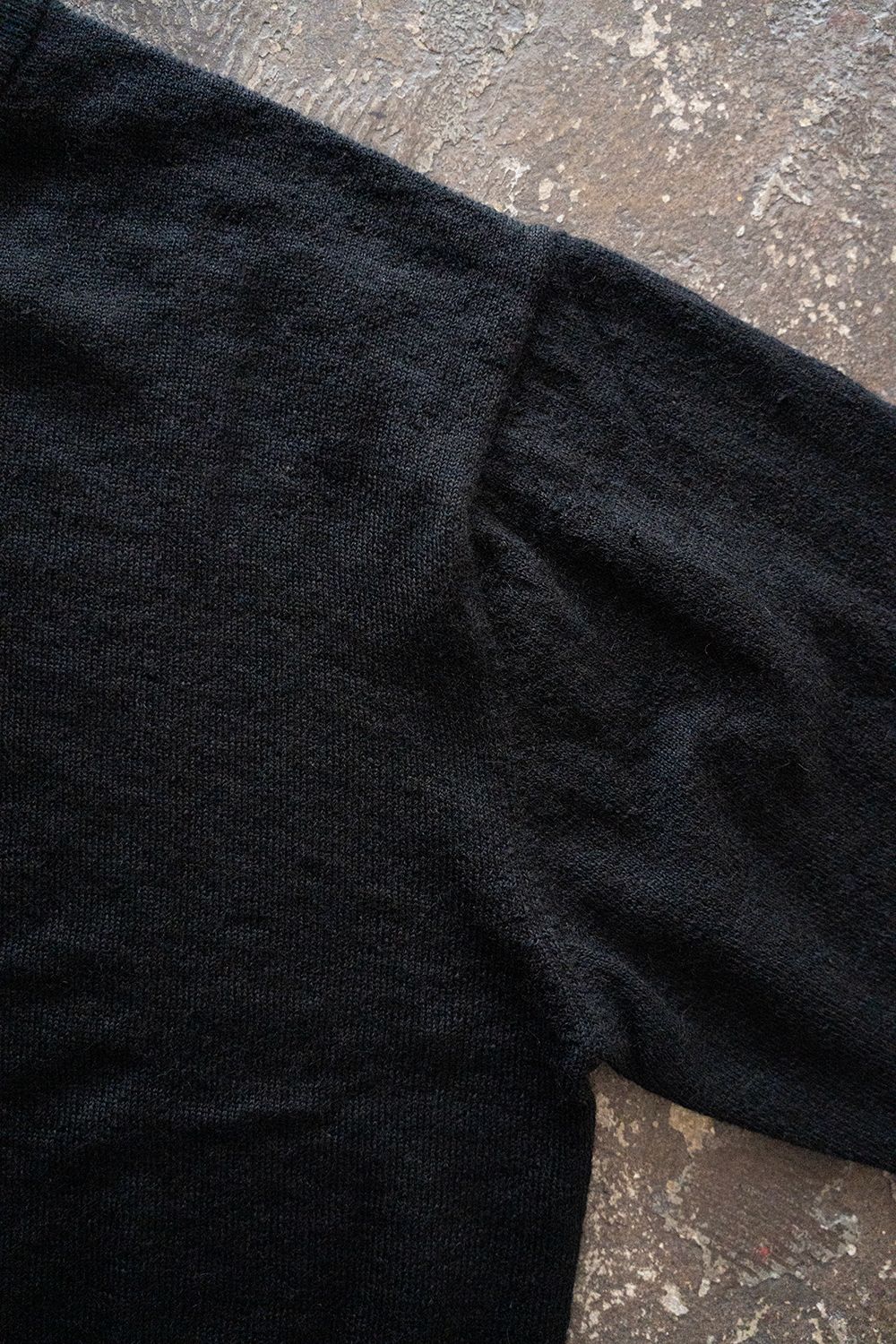 【25AW】エクストラキッドモヘア12Gニット(BLACK)