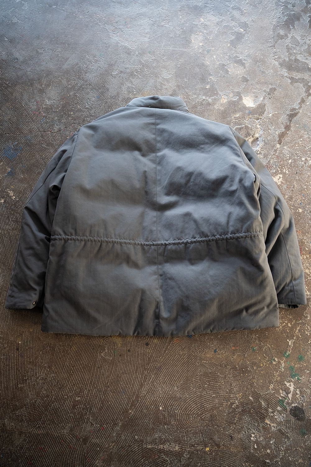 【25AW】強撚ナイロンダウンブルゾン(SLATE GRAY)