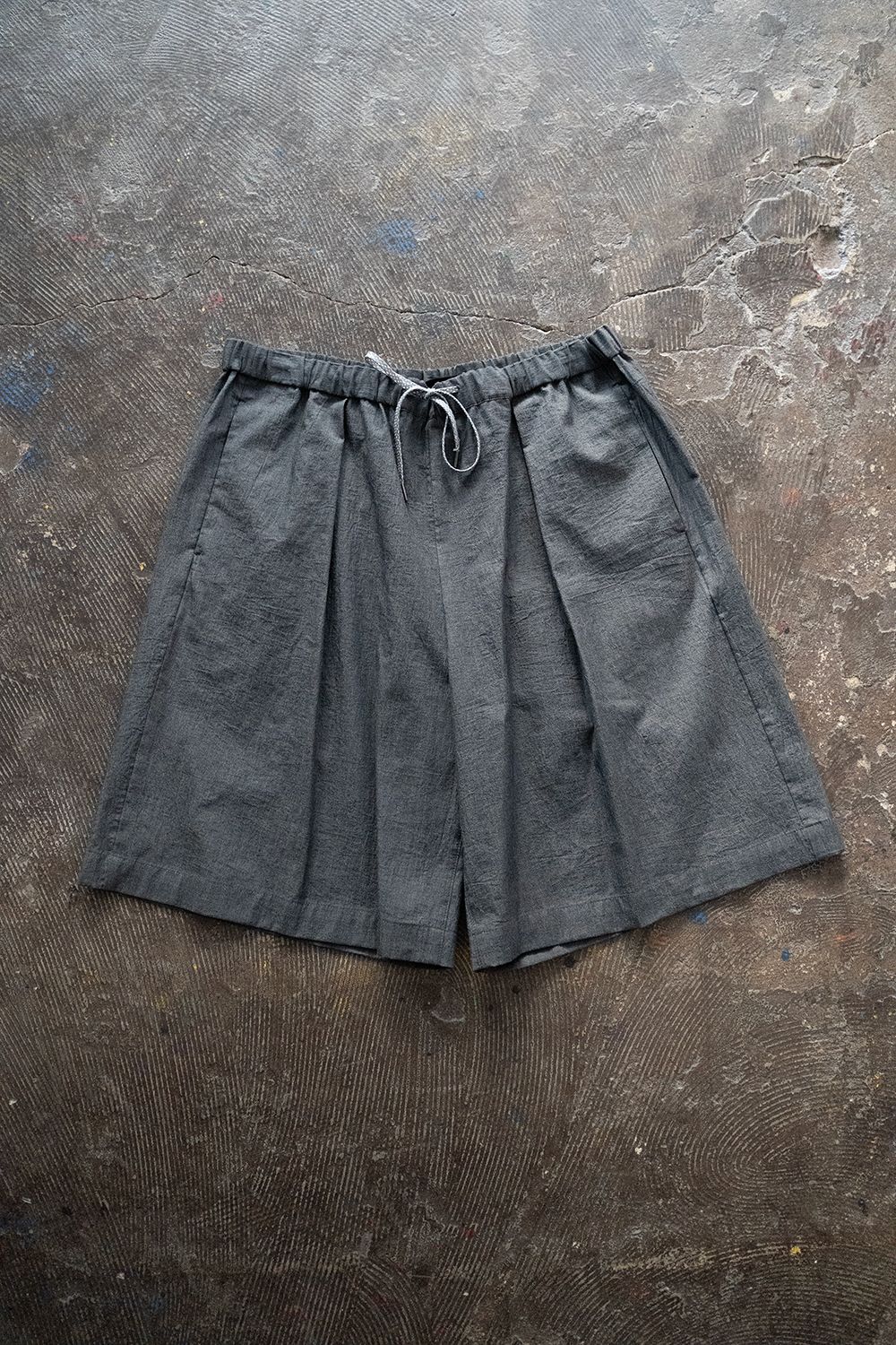 KICS DOCUMENT. - 【ラスト1点】【23SS】Chambray Rip Shorts