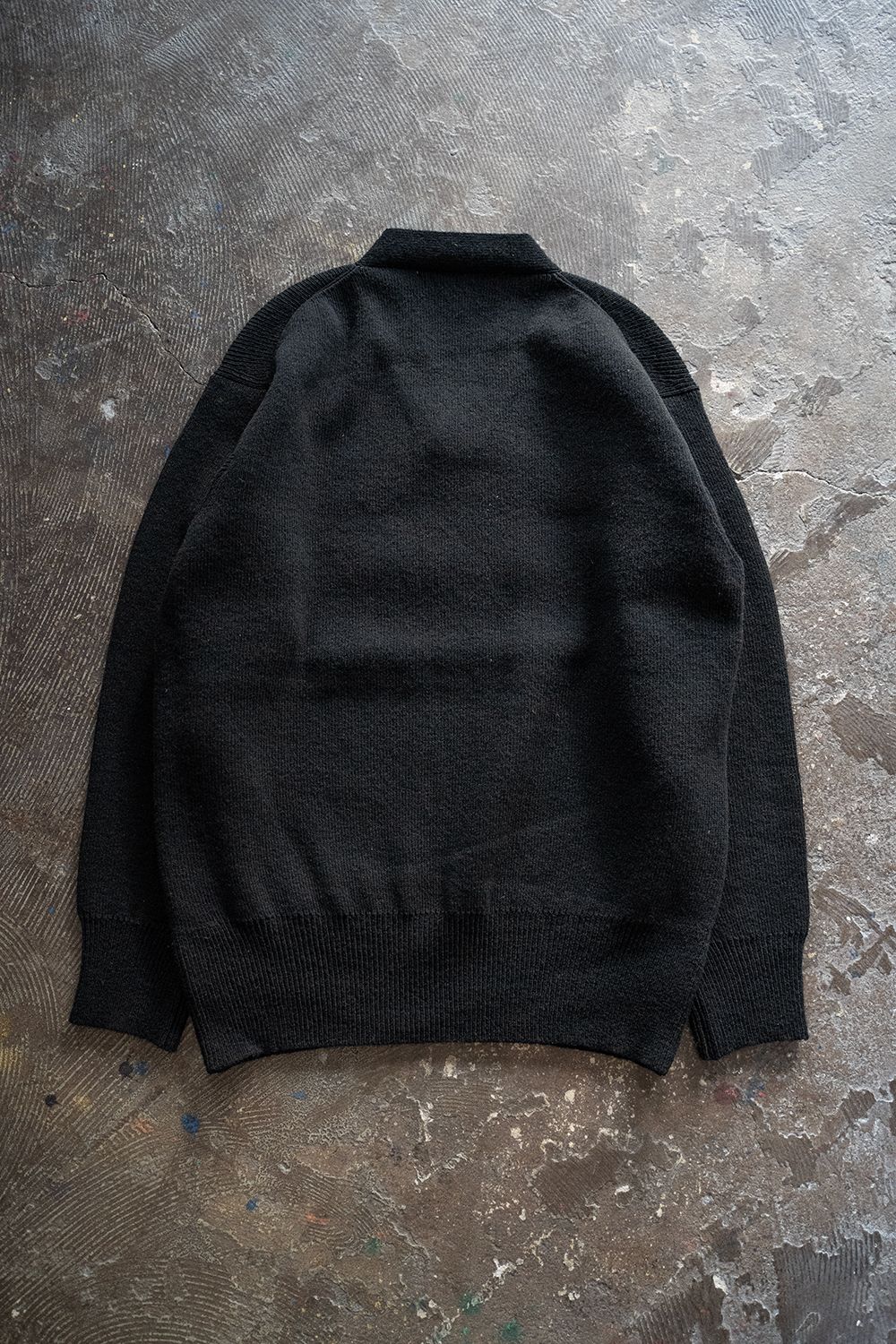 slopeslow - 【ラスト1点】Hard twisted Shetlandwool cross Vneck 