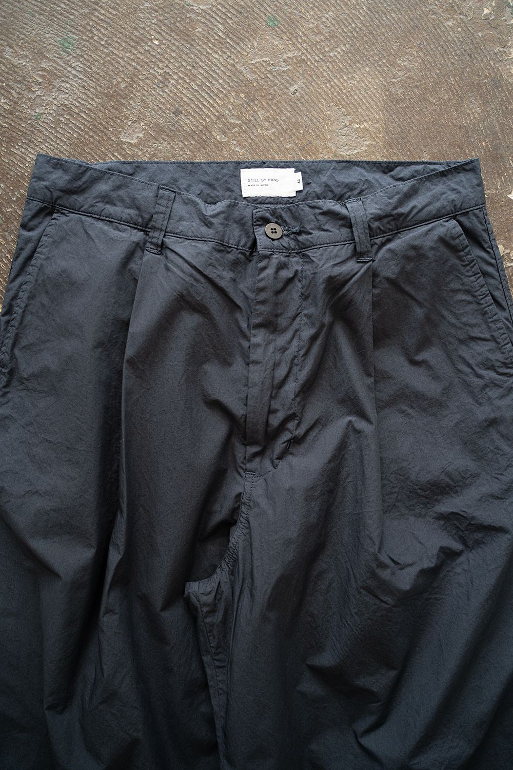 【ラスト1点】【25SS】ガーメントダイディープタックワイドパンツ(DARK NAVY)