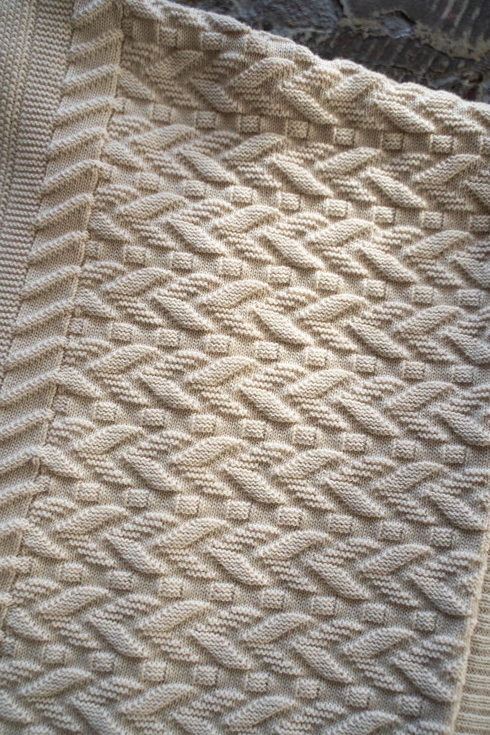 Hanaikada Cardigan(IVORY)