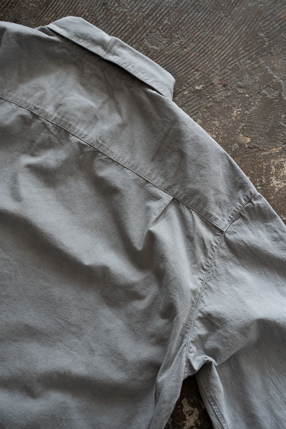 強撚OCブロードシャツ(薄炭)