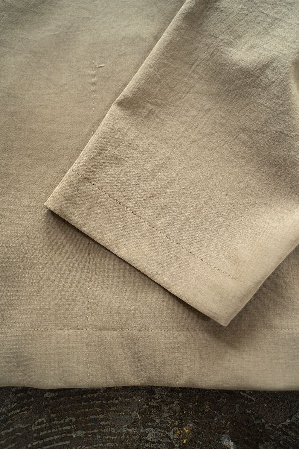 【ラスト1点】【22SS】強撚ポリエステルジップブルゾン(KHAKI BEIGE)
