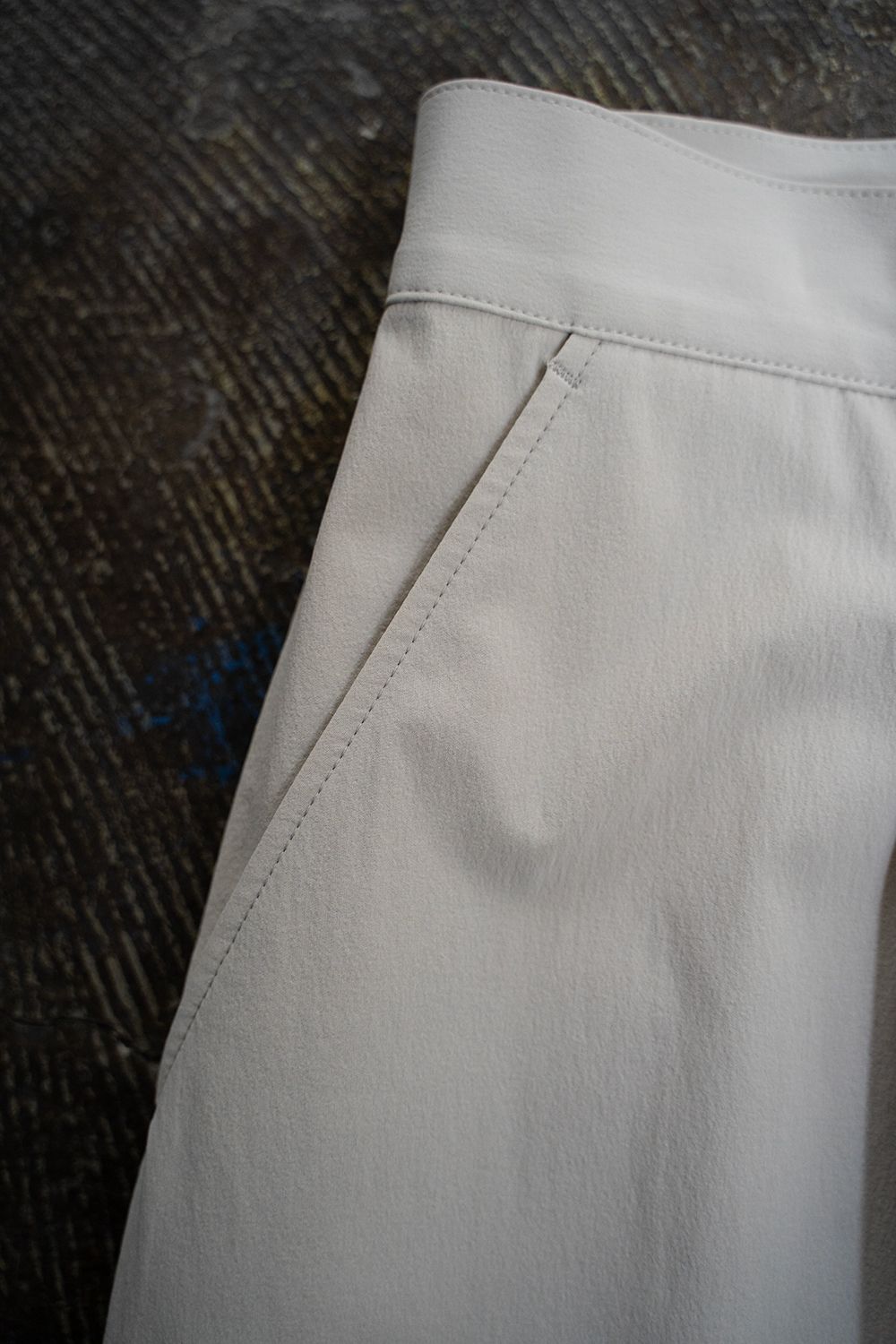 【25SS】1-Tack Nylon Trousers/1タックナイロントラウザーズ(LIGHT GRAY)