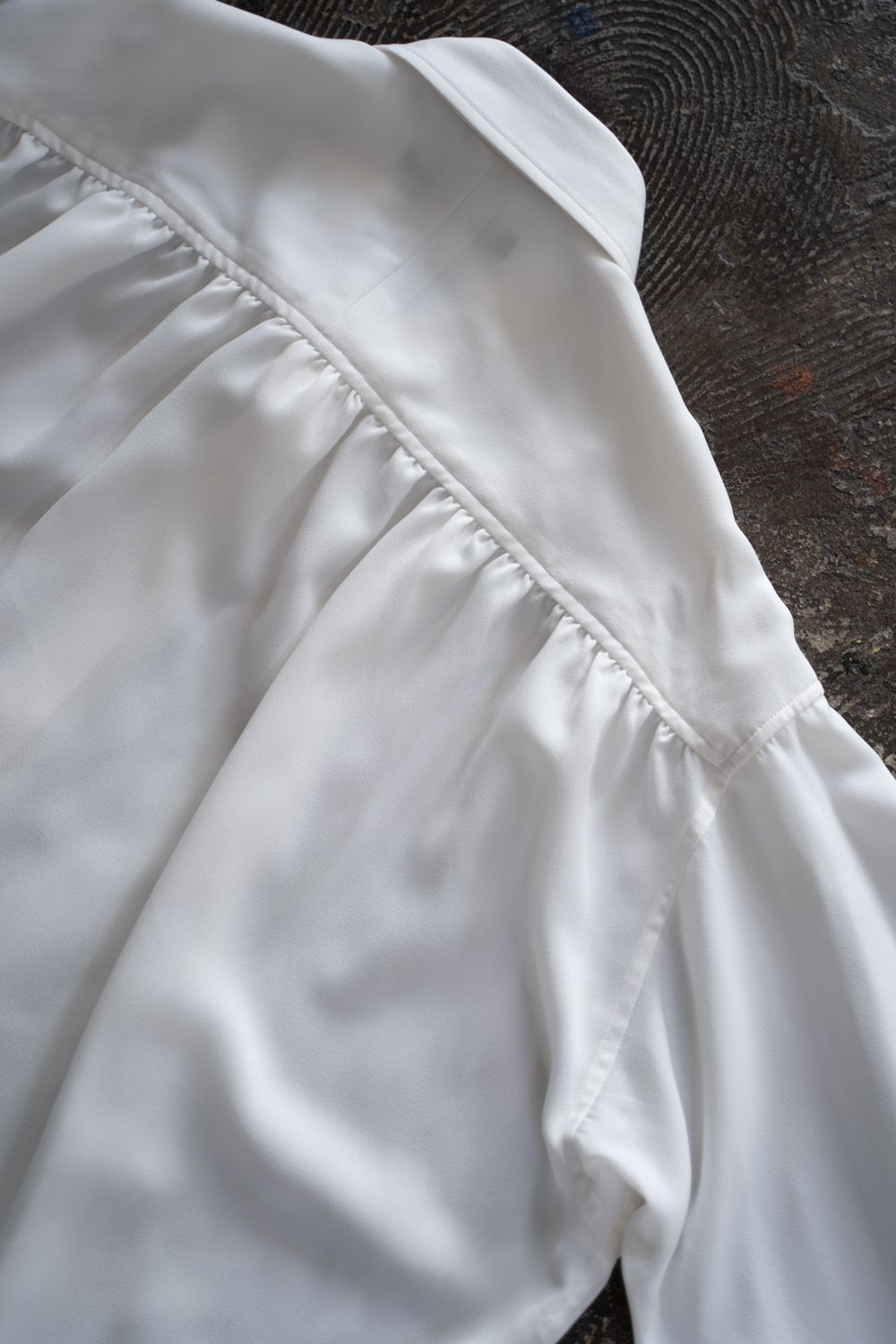 【ラスト1点】【26AW】Hush Gather L/S Shirt/ハッシュギャザーロングスリーブシャツ(WHITE)