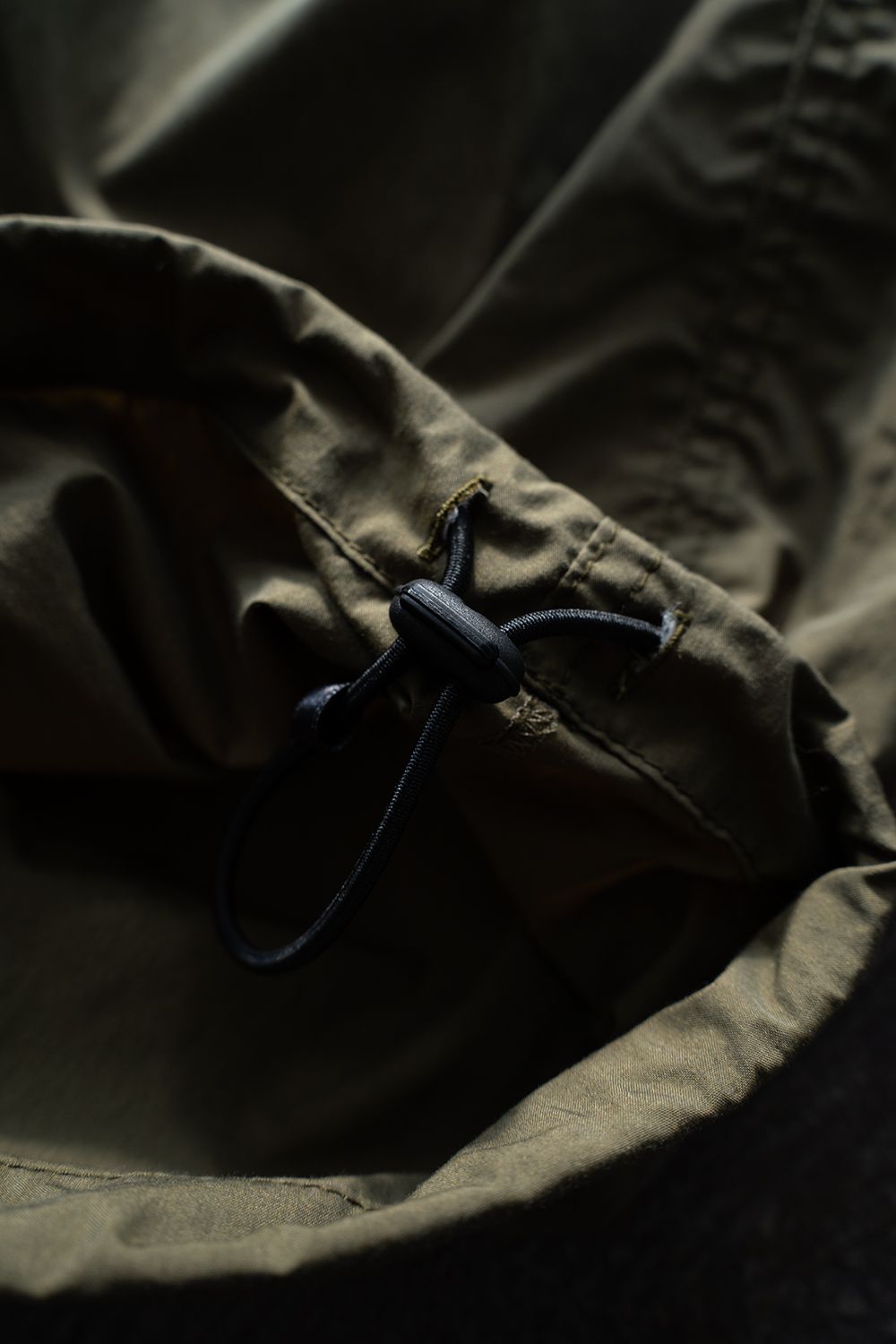 【26SS】2-Tack Puckering Wide Pants/2タックパッカリングワイドパンツ(OLIVE)