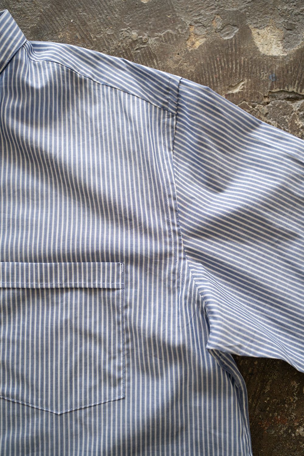 STILL BY HAND - 【ラスト1点】【25SS】極小襟ストライプシャツ