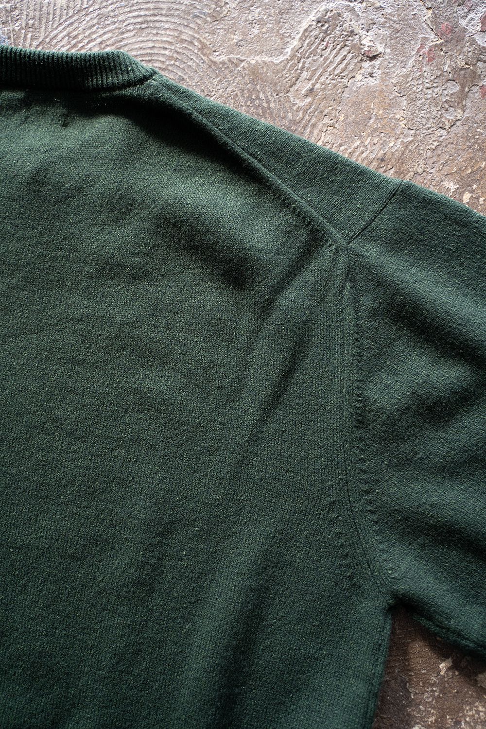 【ラスト1点】【24AW】ウール×シルク10Gクルーネックニット(GREEN)