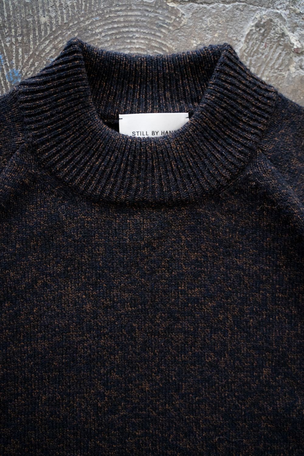 【25AW】モックネックメランジニット(MELANGE NAVY)
