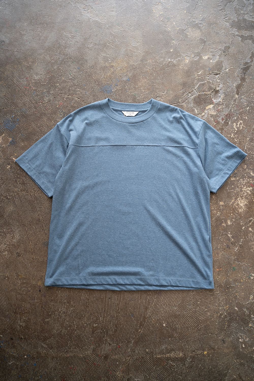 STILL BY HAND - 【24SS】シルク混フットボールTシャツ(SMOKE