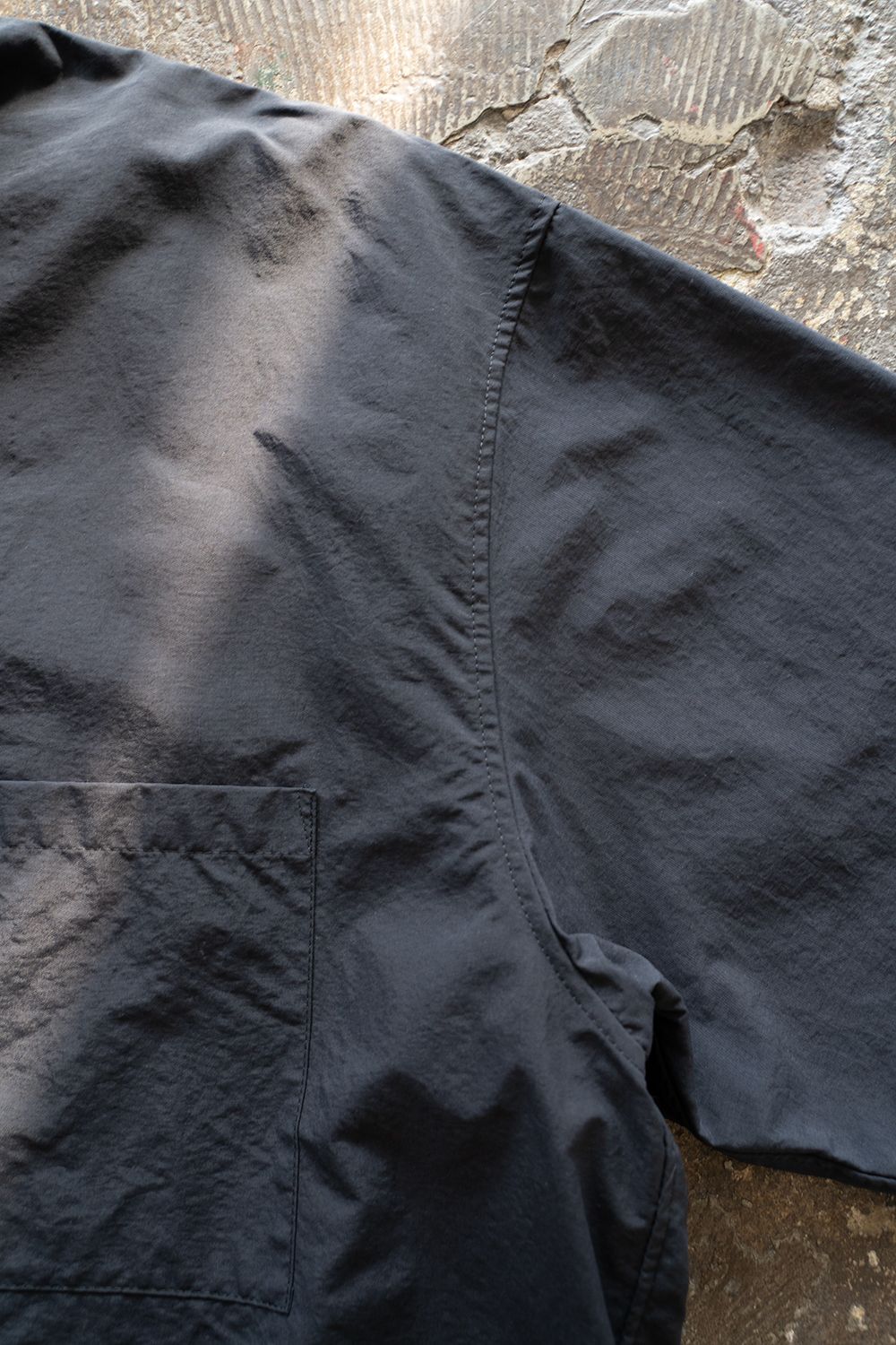 【ラスト1点】【25SS】ナイロンピンタック半袖シャツ(NAVY)