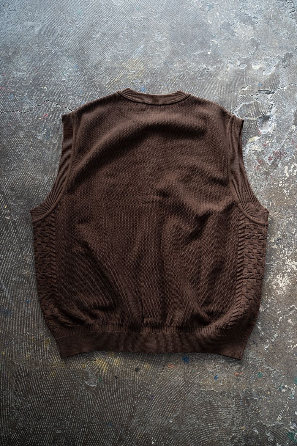 YASHIKI - 【24SS】Tsukushi Vest(BROWN) | Salty