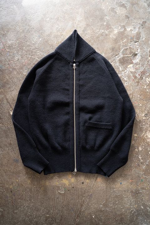 Hard twisted Shetlandwool type C-2(NAVY)