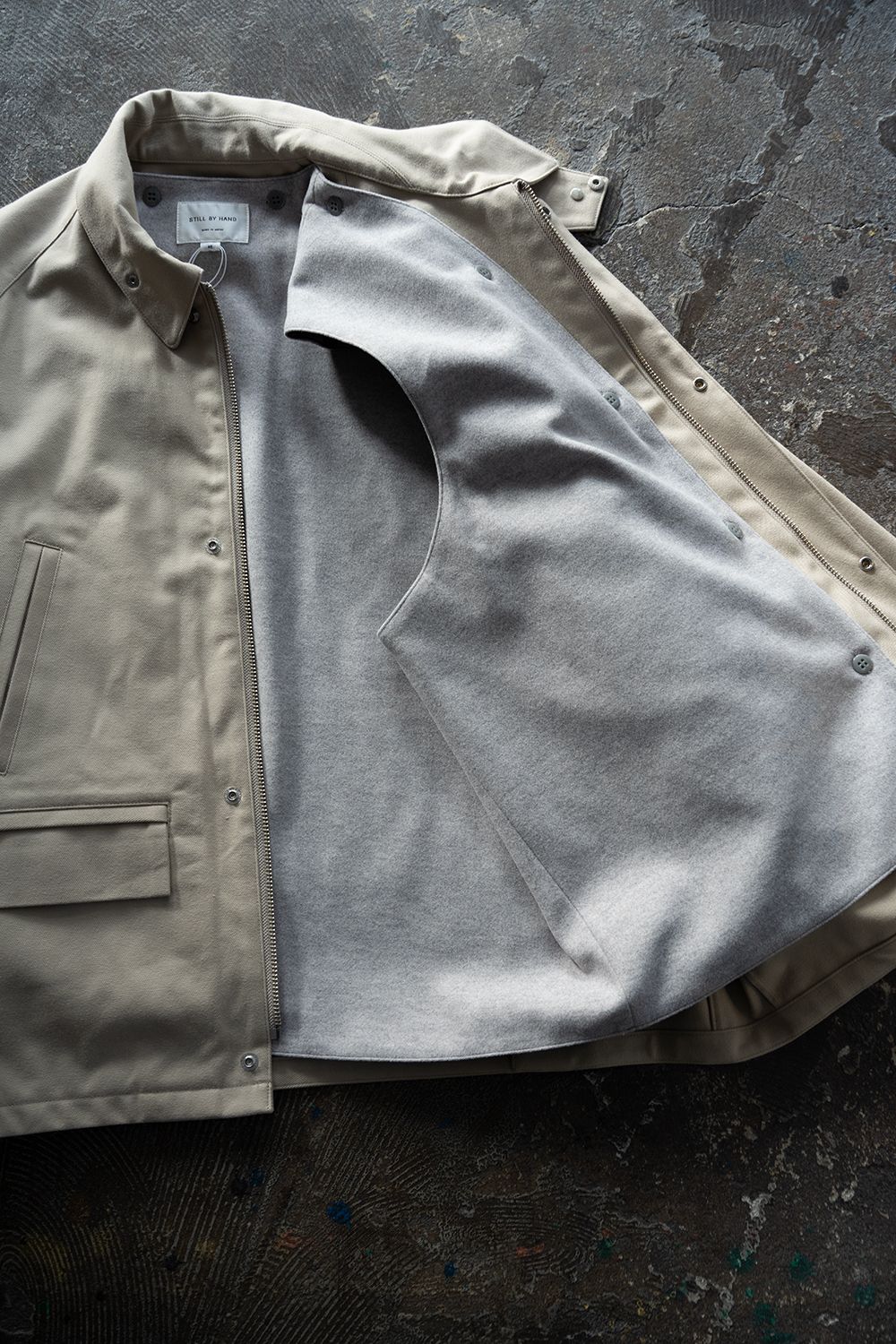 【25AW】コットン×ポリエステルショートブルゾン(LIGHT BEIGE)