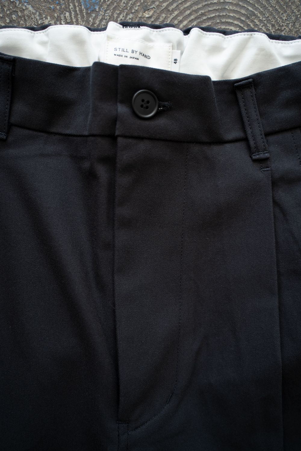 【25AW】2タックシャンブレースラックス(BLACK NAVY)