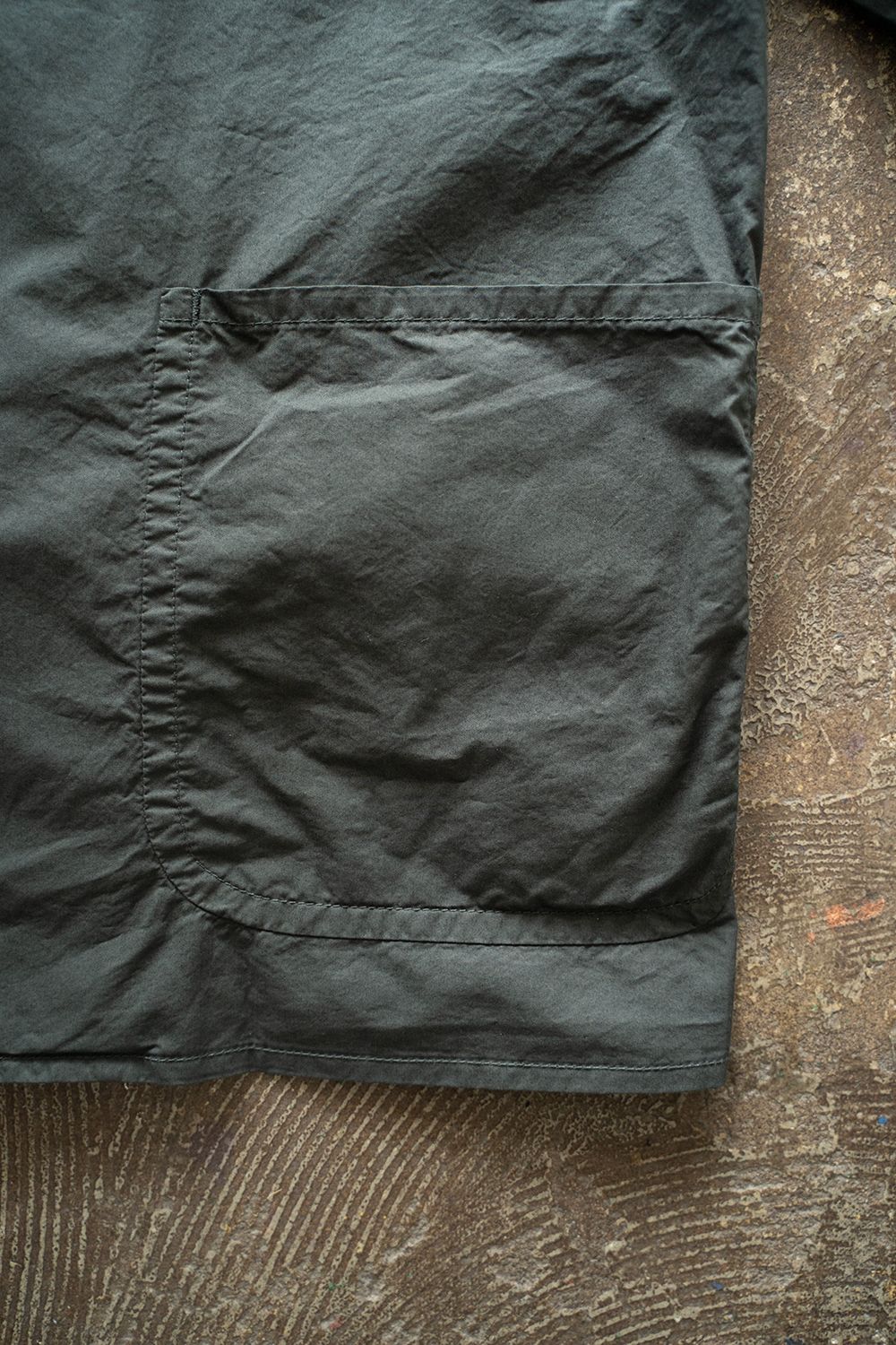 【ラスト1点】【25SS】ガーメントダイ2Bジャケット(GREEN CHARCOAL)