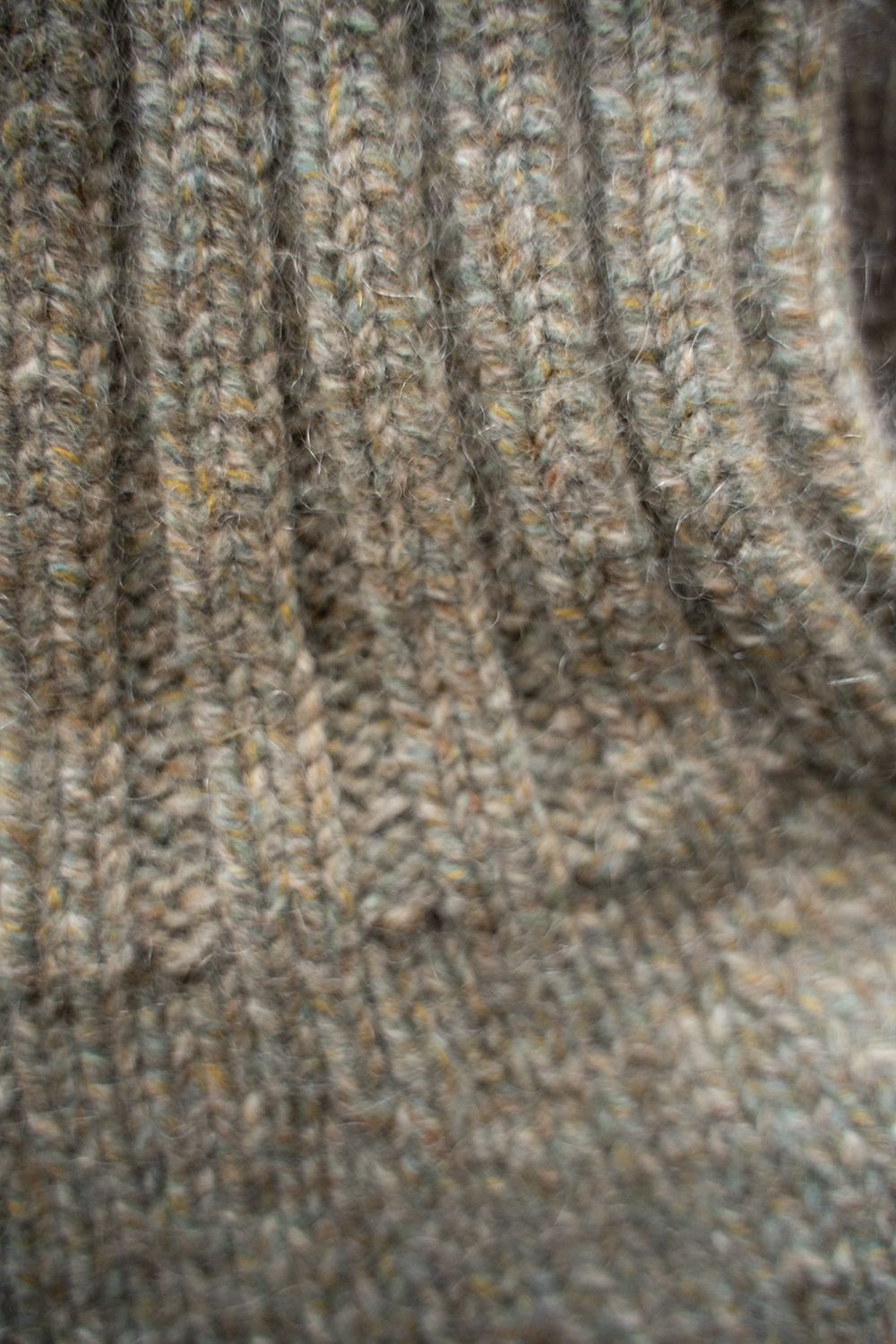 yak/lambs multi ply HAND KNITTING yoke top turtle neck sweater(FOG)