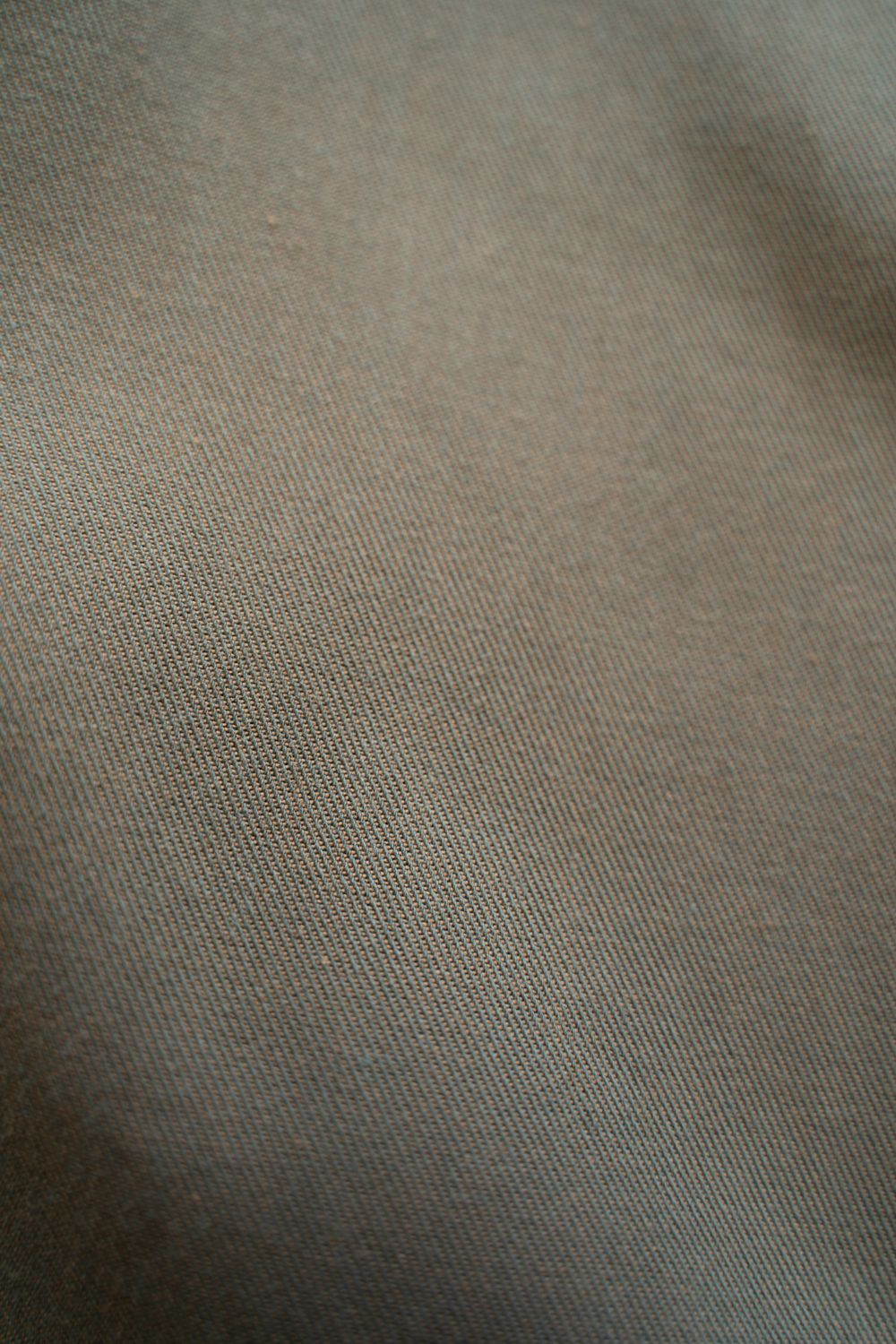 【25AW】2タックシャンブレースラックス(OLIVE)