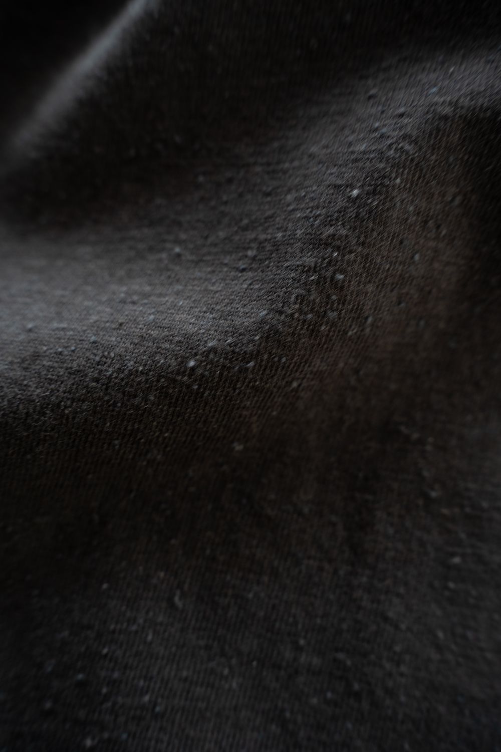 【26SS】シルクネップスプリットヨークTシャツ(CHARCOAL)