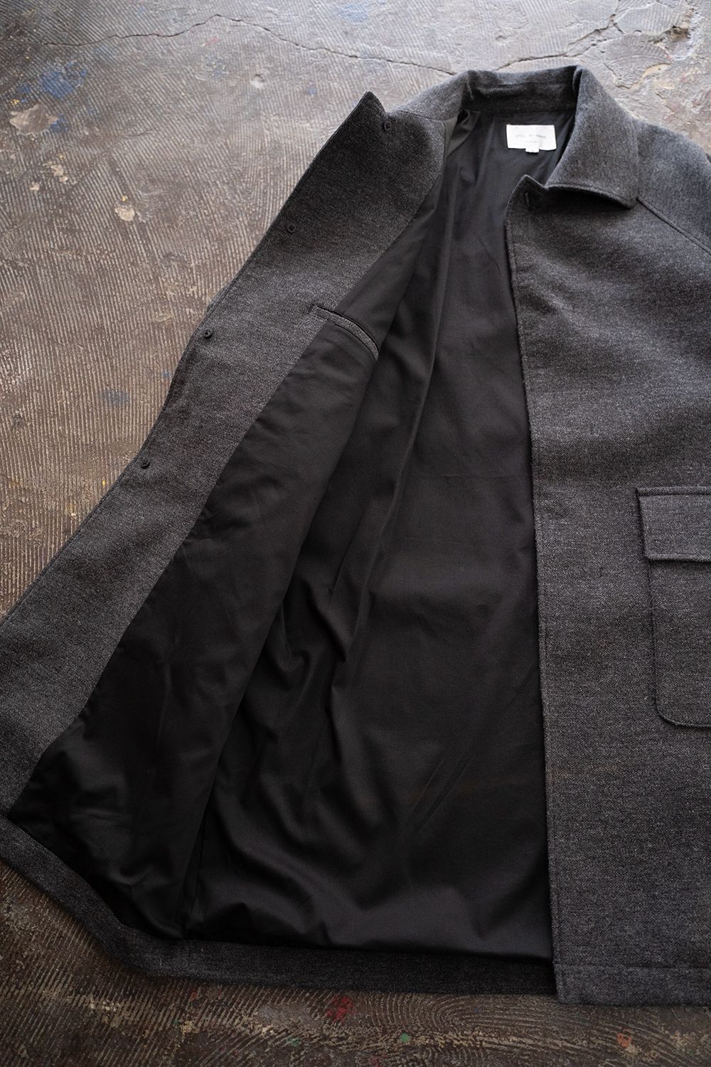 【25AW】ウール×ナイロンステンカラーコート(BROWN CHARCOAL)