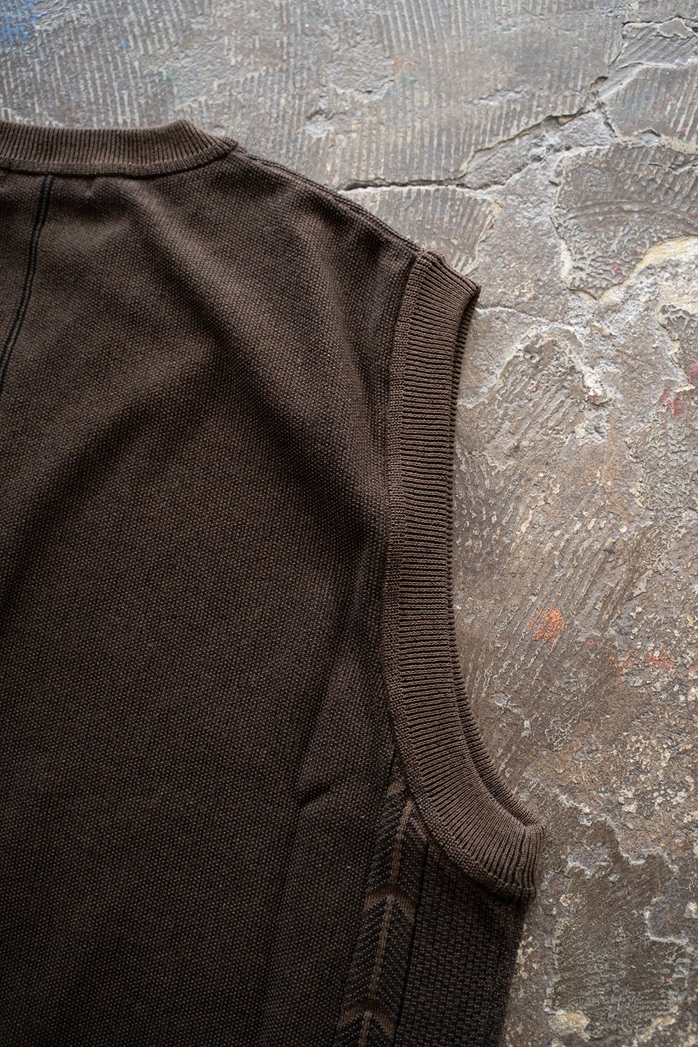 トップス YASHIKI Shiraiki Vest size2 YASHIKI Shiraiki Vest – Chum!