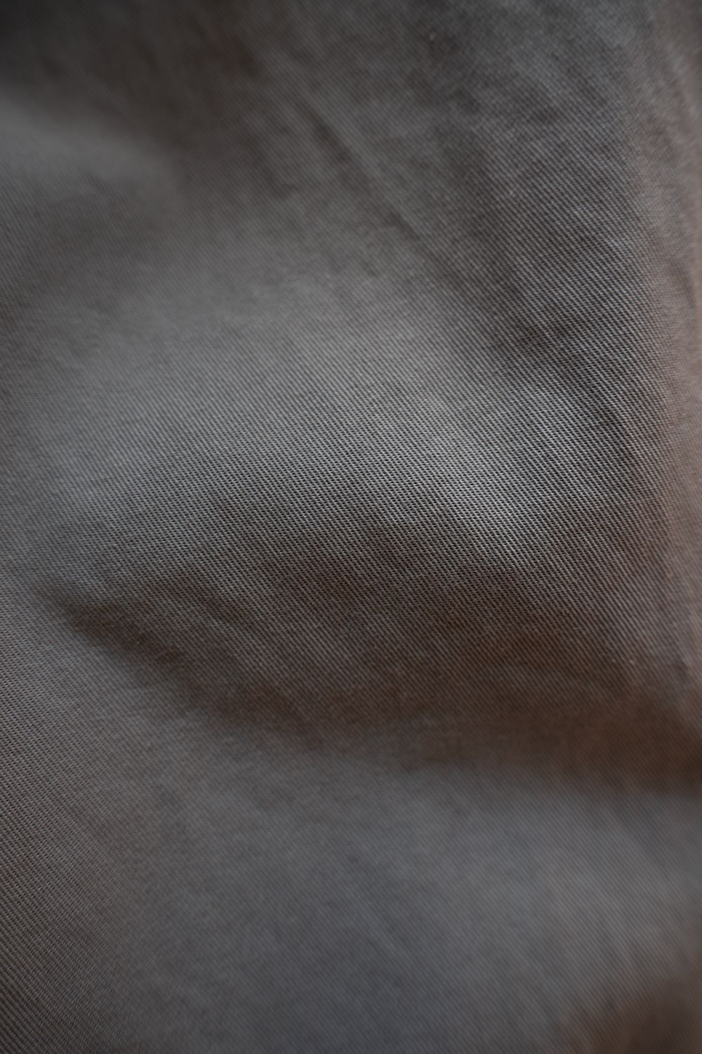 【26SS】ガーメントダイ2タックテーパードパンツ(SMOKE GREY)