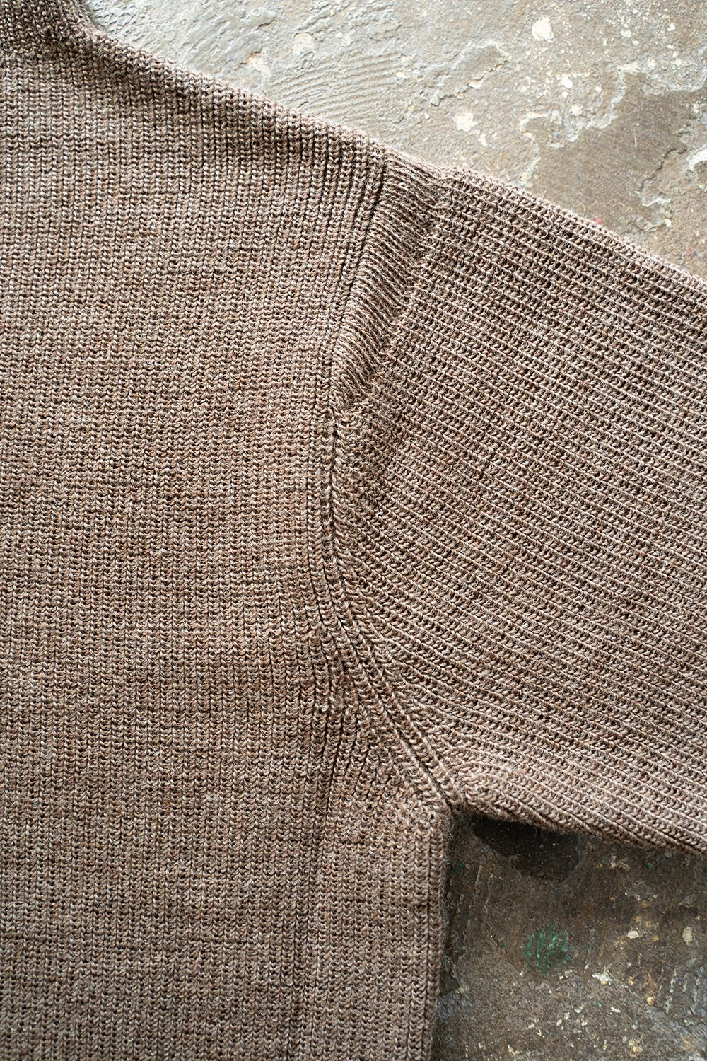 【ラスト1点】【22AW】ロービング糸ボトルネックニット(MOCHA)