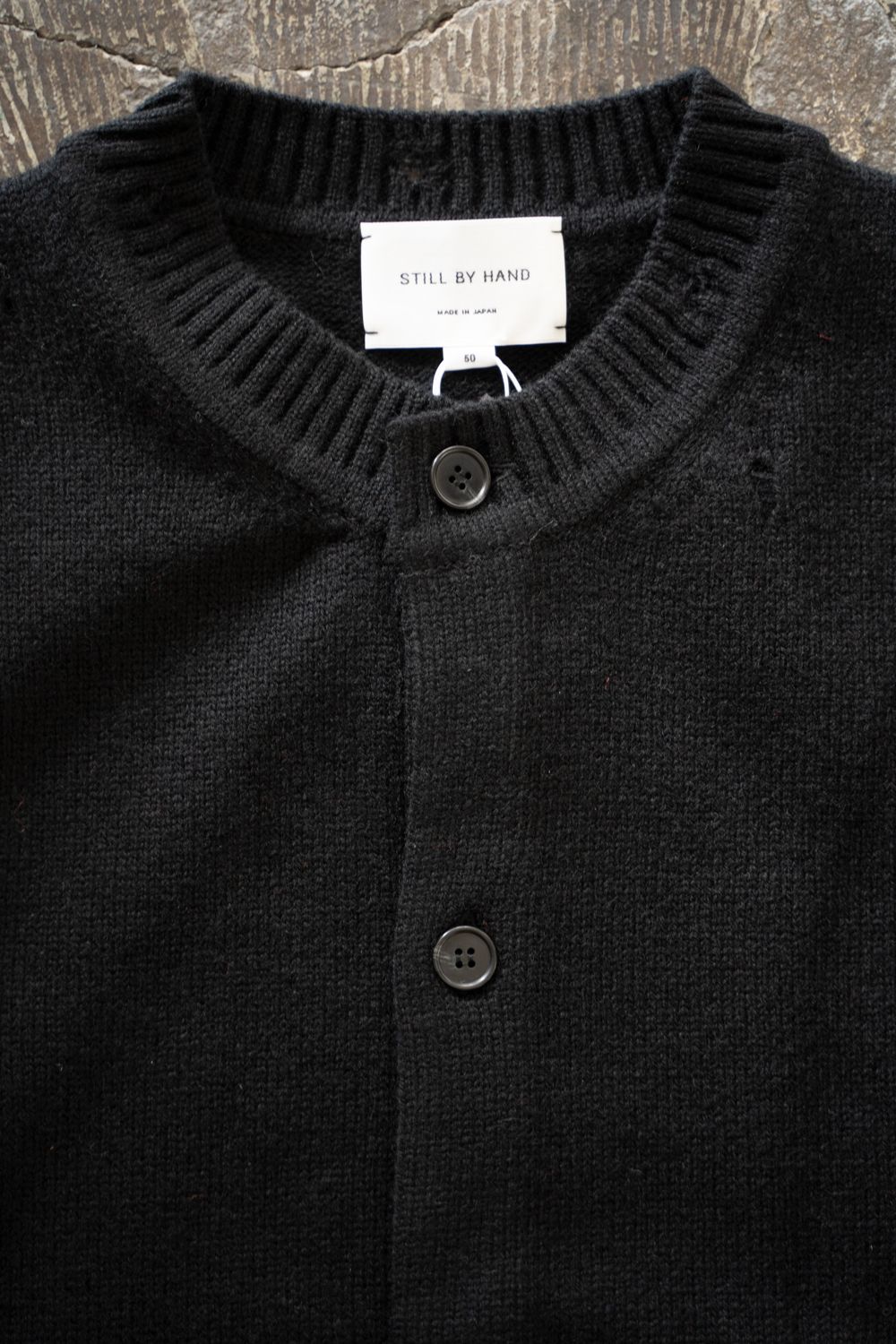 【26AW】ダメージクルーネックカーディガン(BLACK)