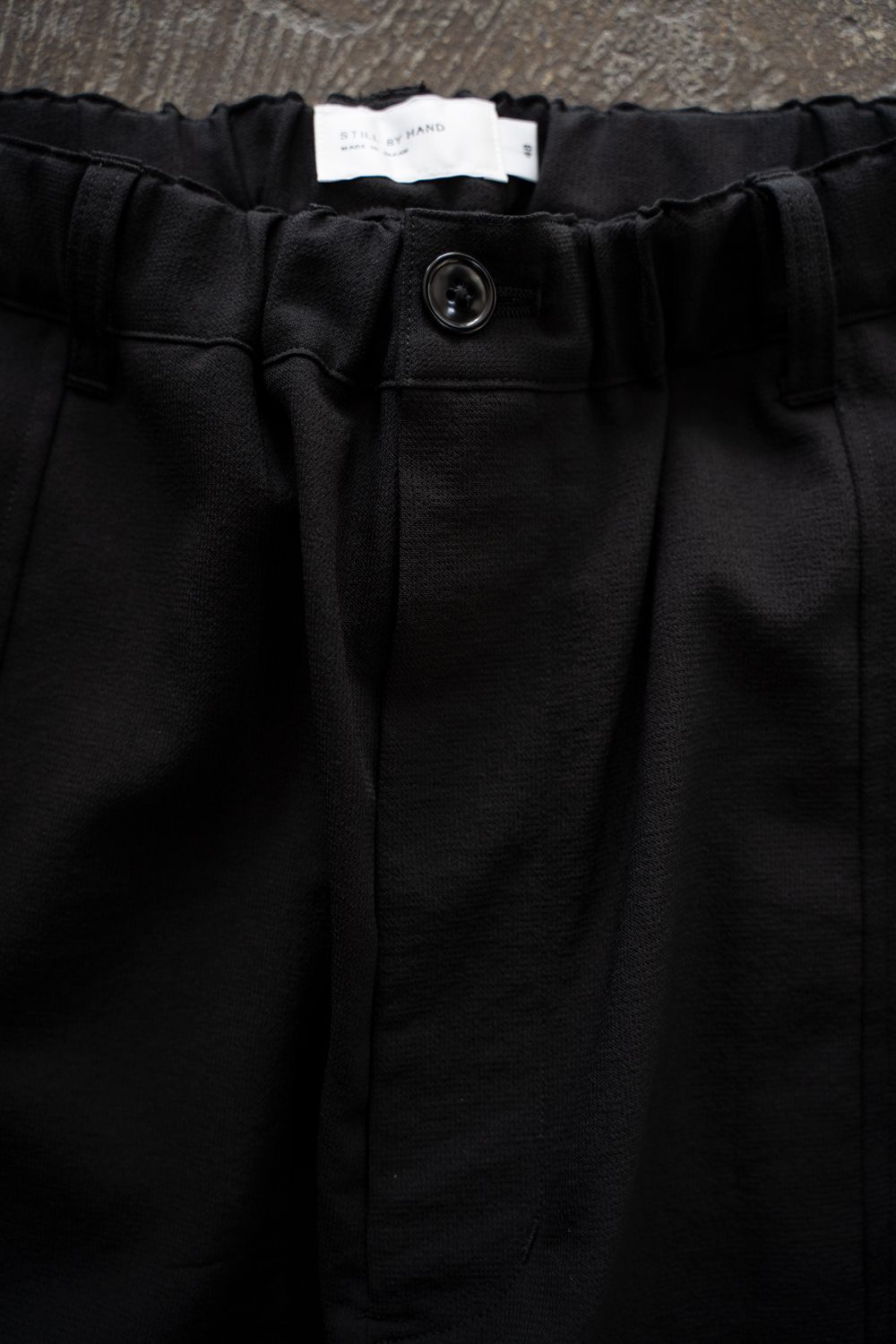 【256SS】ディープタックポリエステルワイドテーパードパンツ(BLACK)