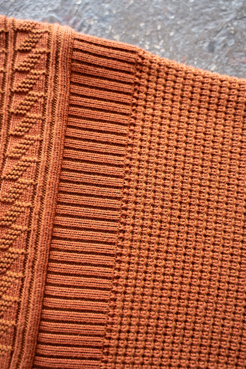 YASHIKI - 【ラスト1点】【22AW】Yukisora Cardigan(ORANGE) | Salty