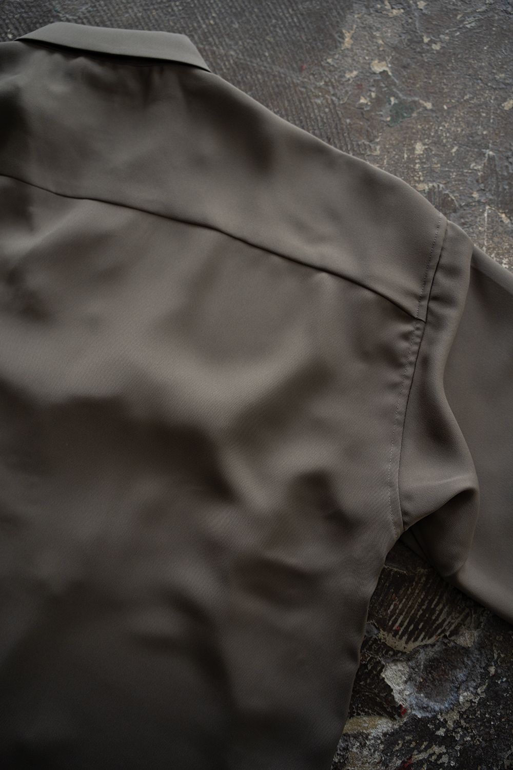 【26SS】PE Drape Fatigue Shirt/ポリエステルドレープファティーグシャツ(KAHKI)