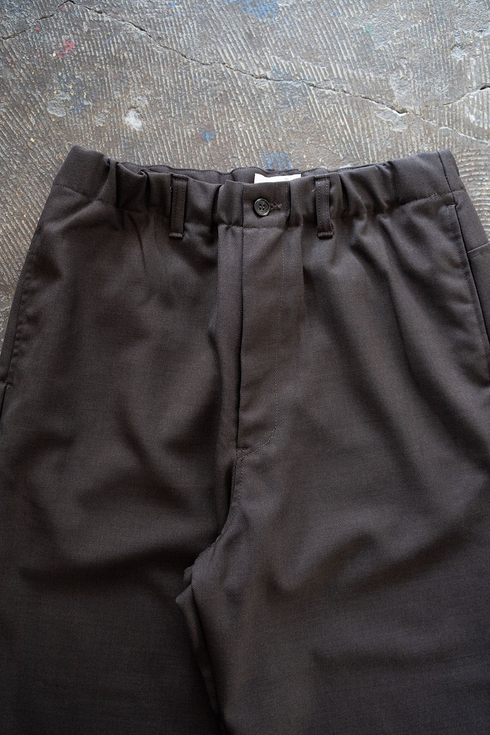 【ラスト1点】【23AW】ウール×ポリエステルイージーパンツ(DARK BROWN)