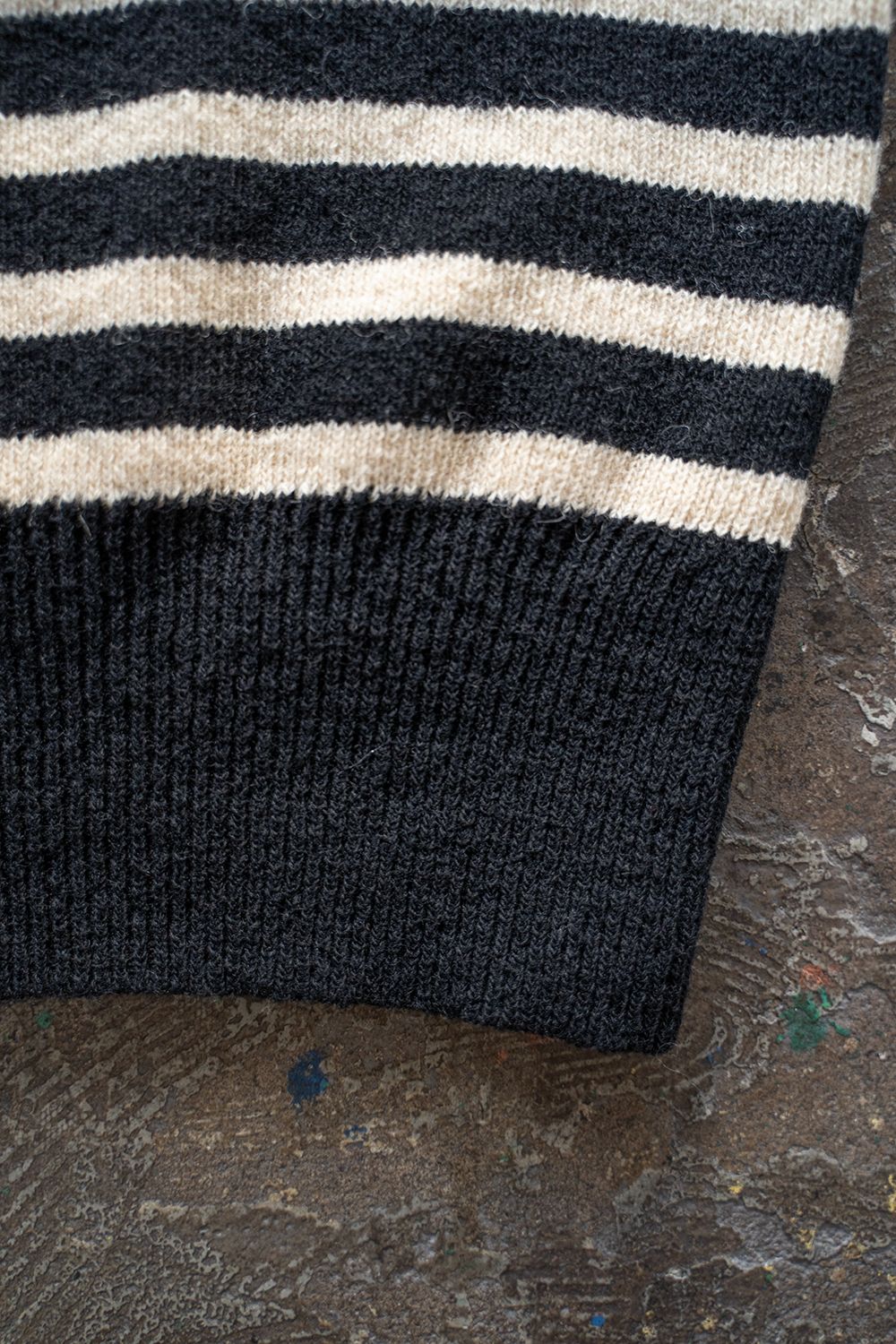 【ラスト1点】Hard twisted Shetlandwool GOB sweater(BLACK×IVORY)