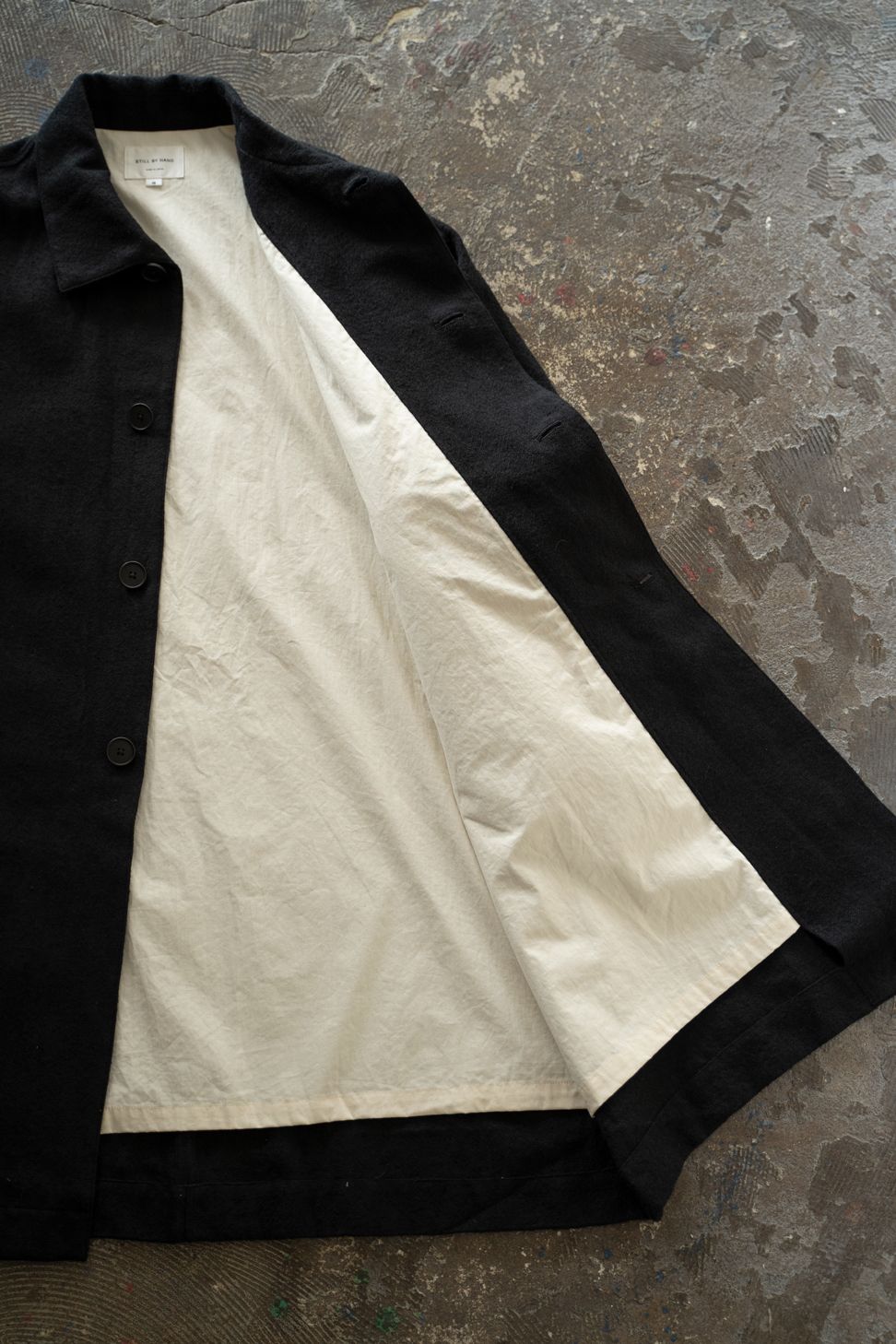 【26AW】ウール×リネンステンカラーコート(BLACK)