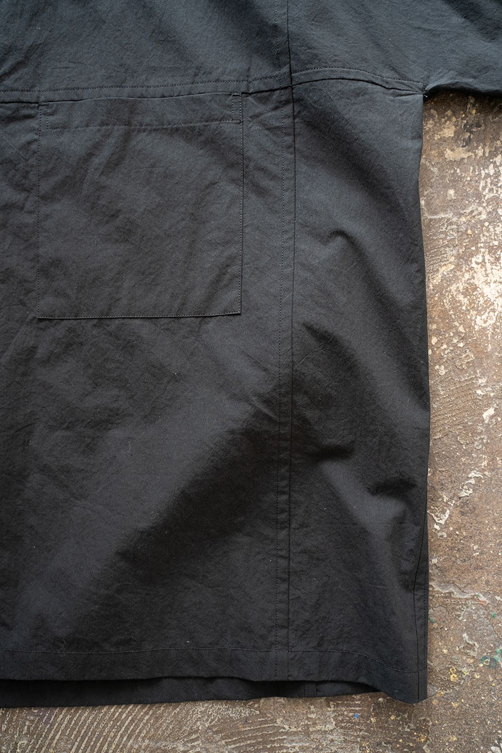 【ラスト1点】【25SS】スクエアアームホールシャツ(BLACK)