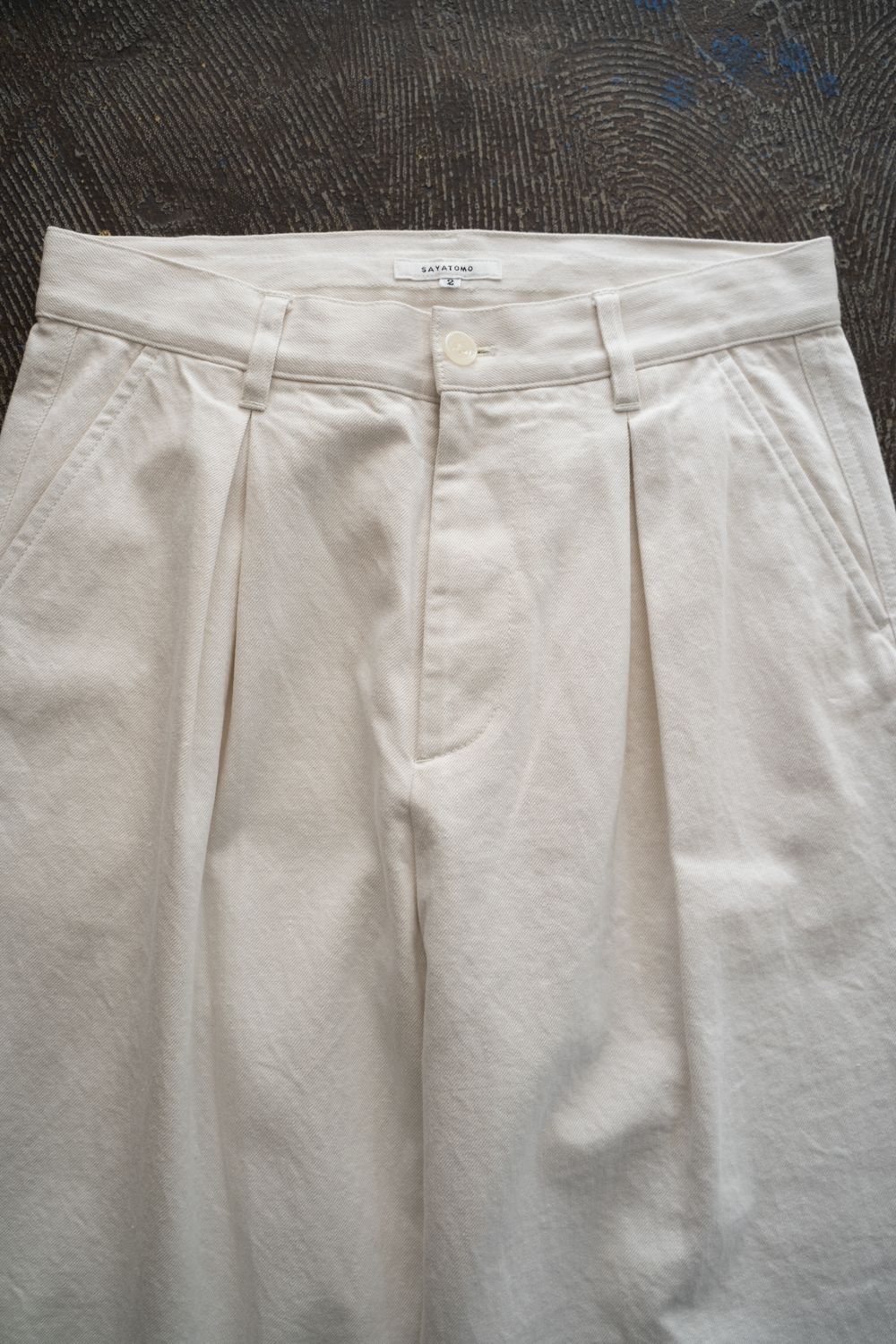 【26SS】2-Tack Cutoff Wide Denim Pants/2タックカットオフワイドデニムパンツ(OFF WHITE)