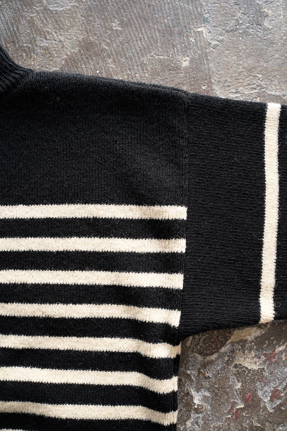 【ラスト1点】Hard twisted Shetlandwool GOB sweater(BLACK×WHITE)