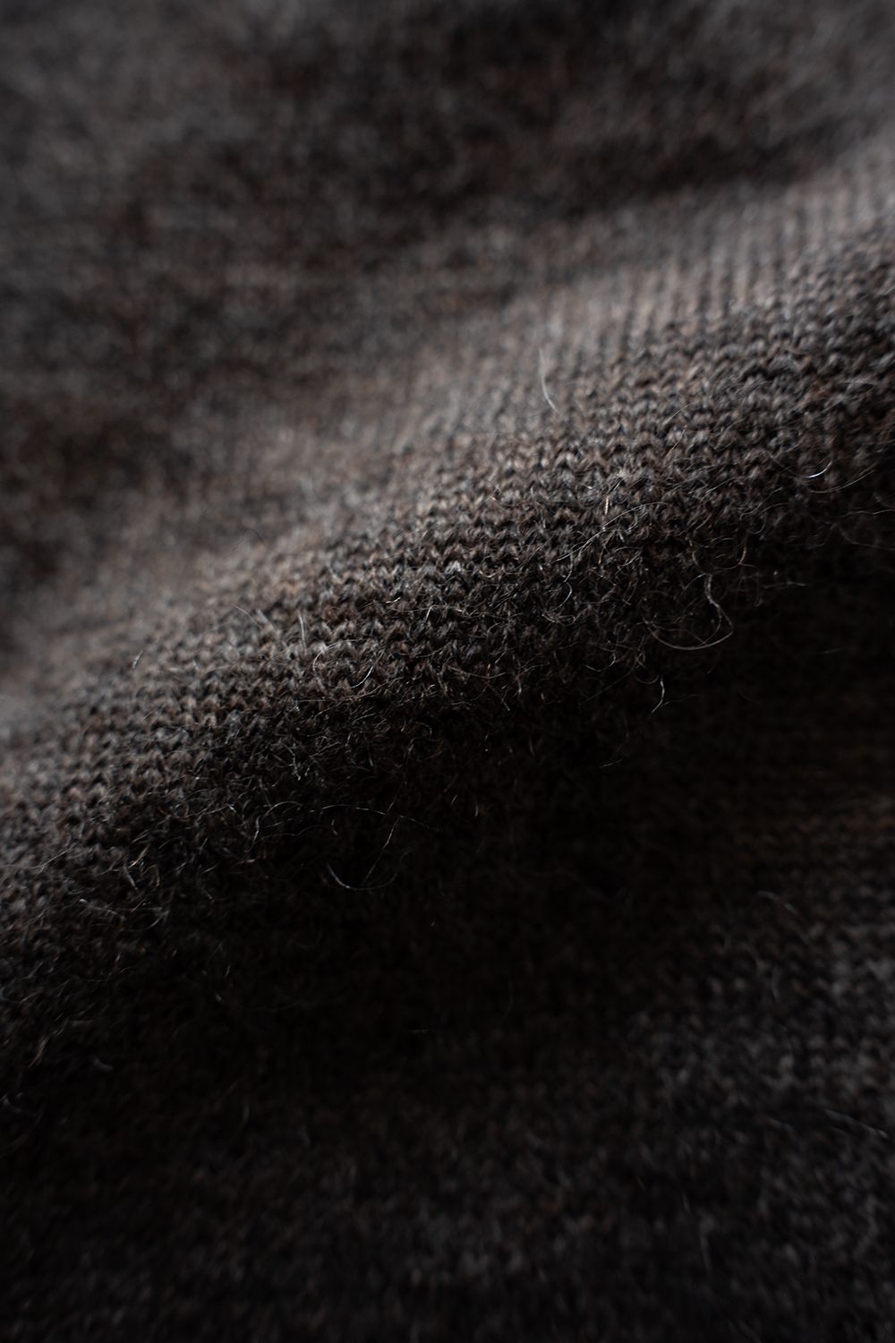 【26AW】モヘア混10Gニットポロ(ASH BROWN)