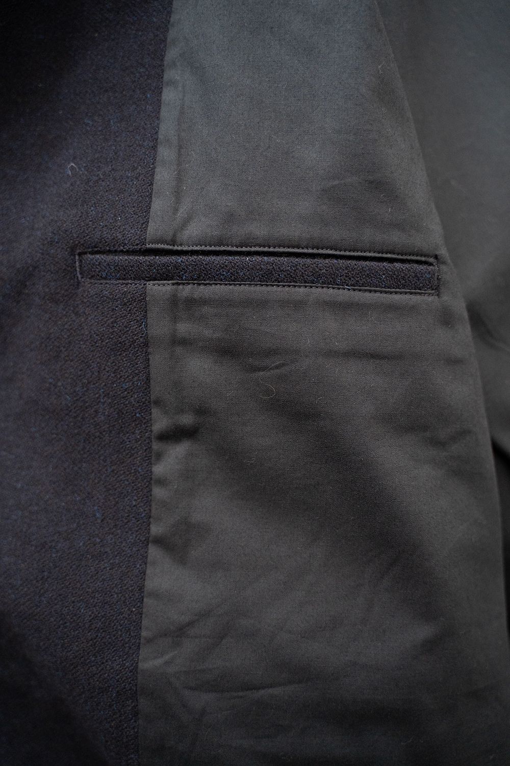 【ラスト1点】【25AW】ウール×ナイロンステンカラーコート(BLACK NAVY)