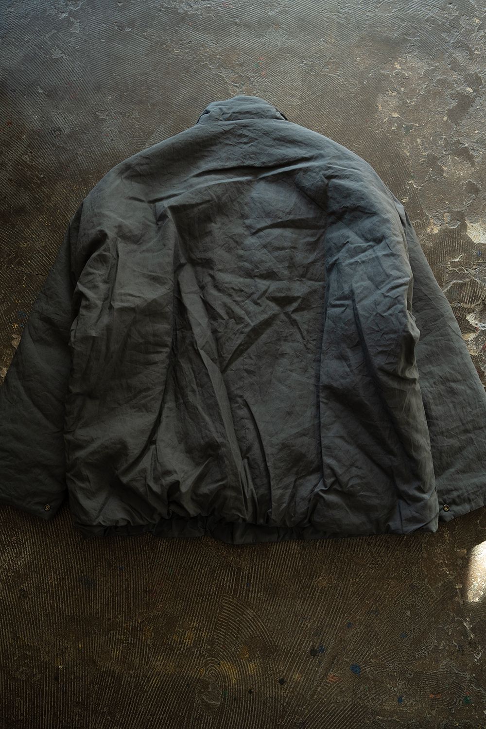 【26AW】シンサレートスタンドカラーブルゾン(SLATE BLUE)