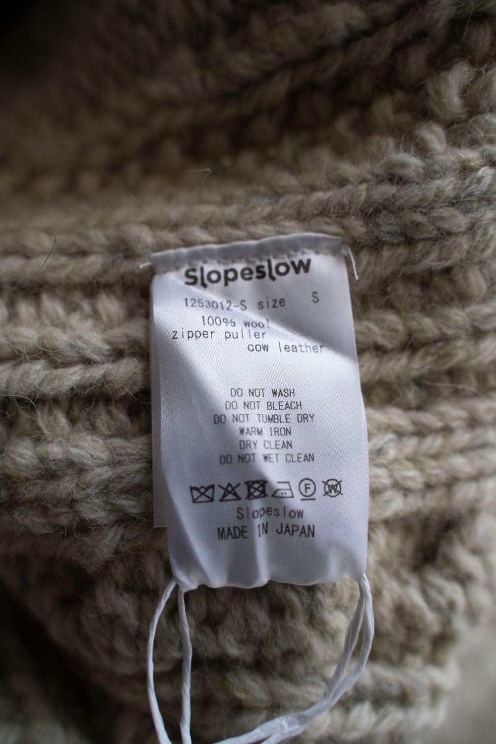 【Sサイズ】Jamieson’s Shetland wool HAND KNITTING Cowichan sweater(WHITE)