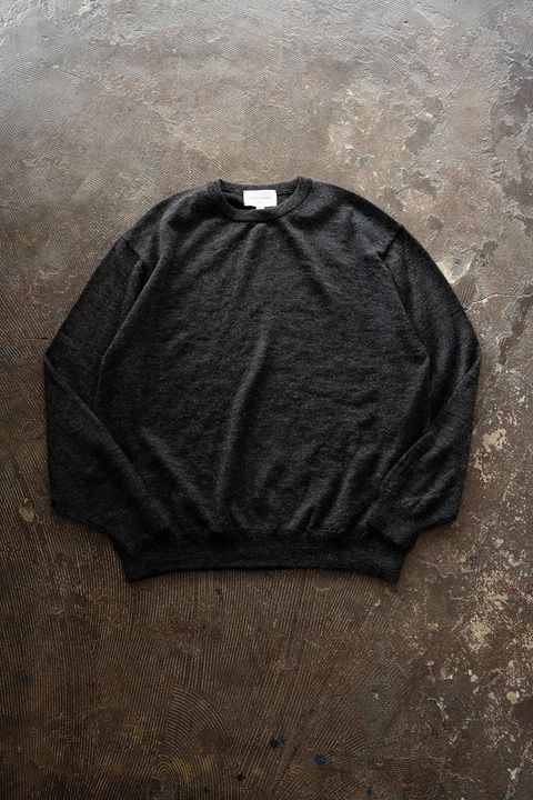 【26AW】エクストラキッドモヘア12Gニット(CHARCOAL)