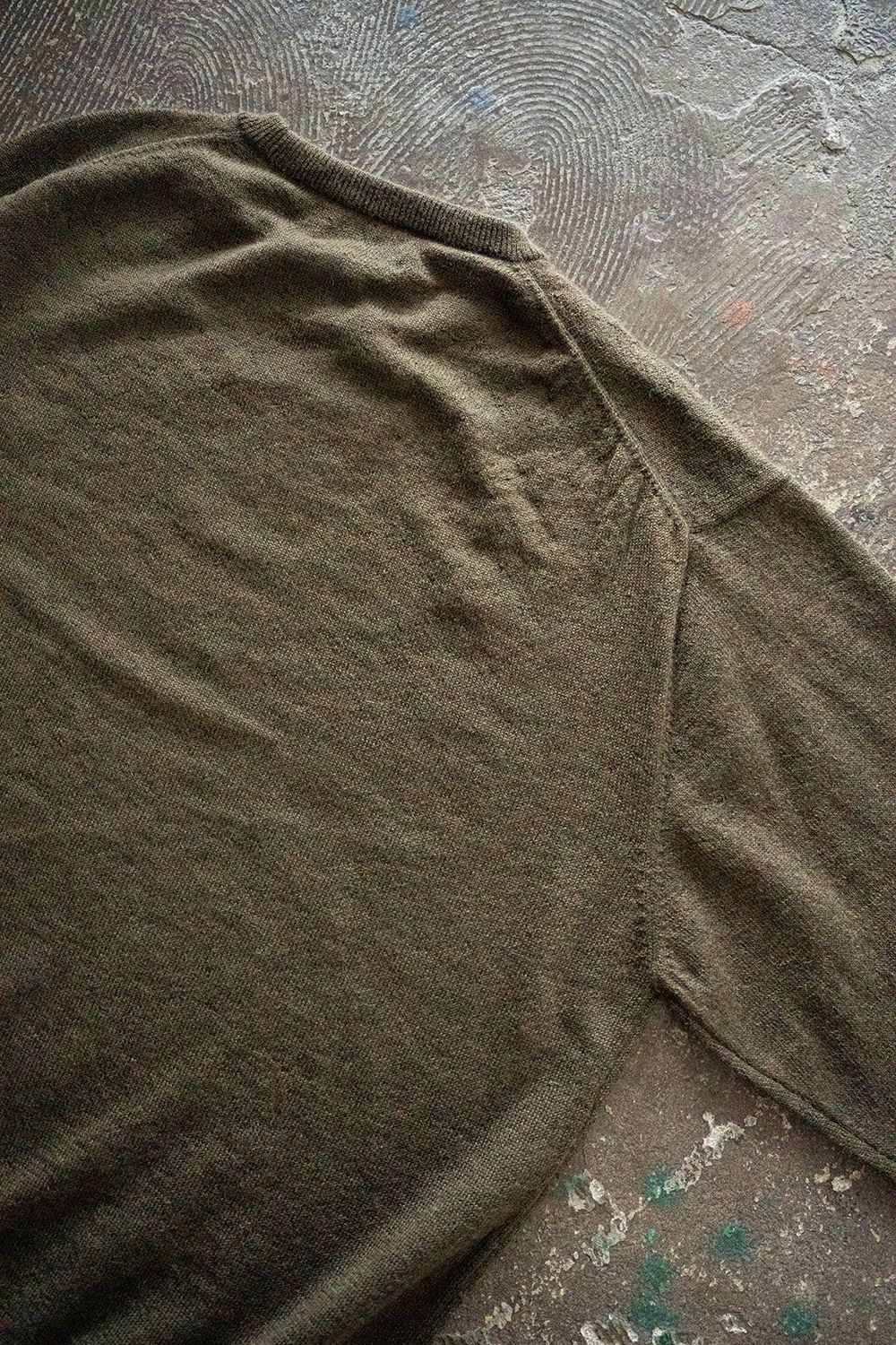 【25AW】エクストラキッドモヘア12Gニット(OLIVE)