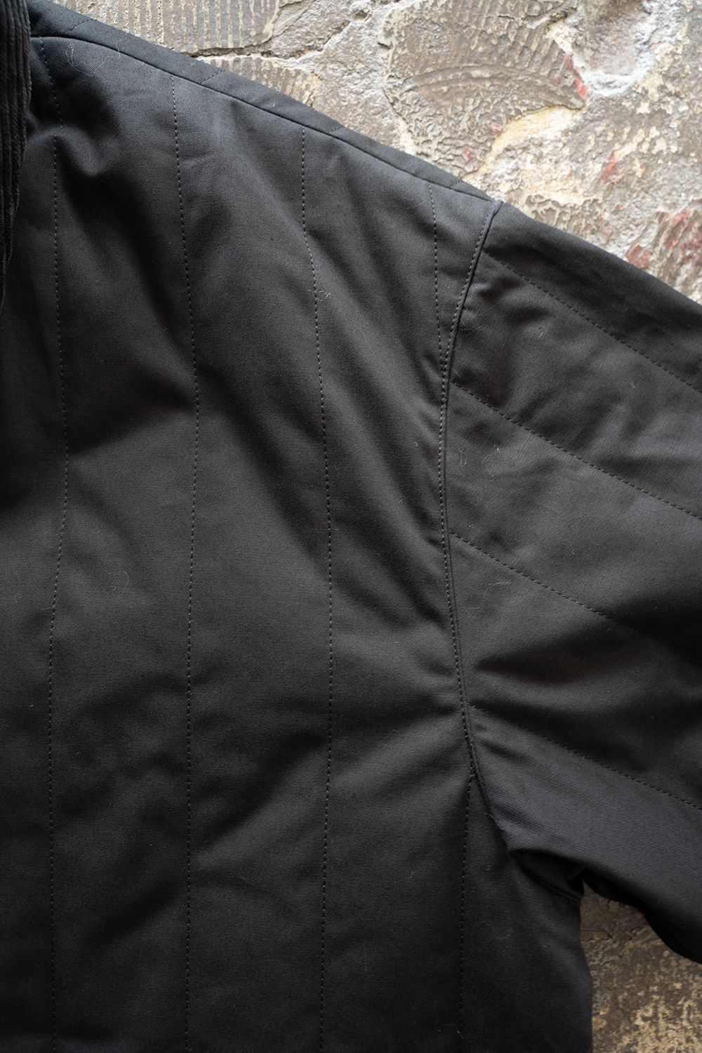 【25AW】コーデュロイ切り替えシンサレートキルティングブルゾン(BLACK)
