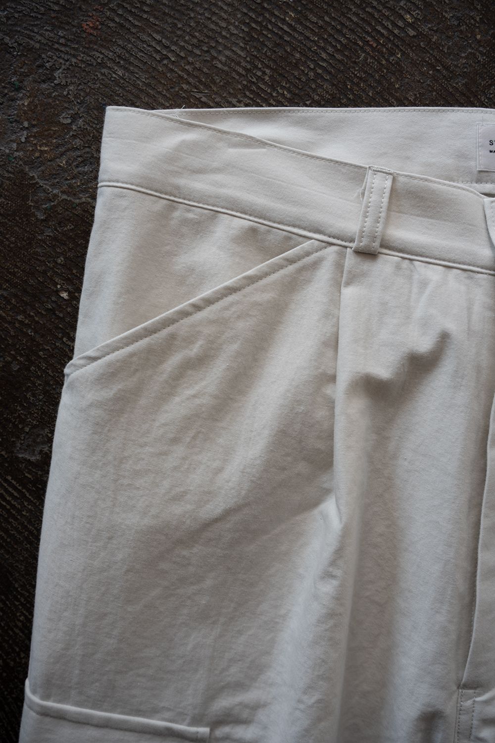 【26SS】コットンモールスキンカーゴパンツ(IVORY)